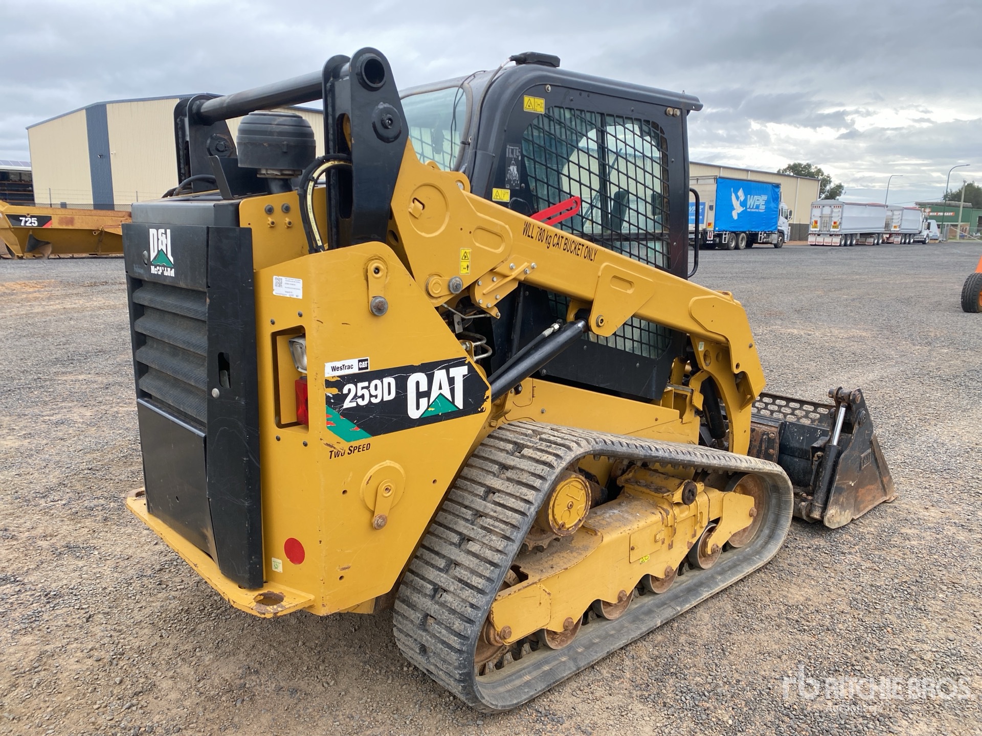 General Appearance with Picture, Right Rear Corner