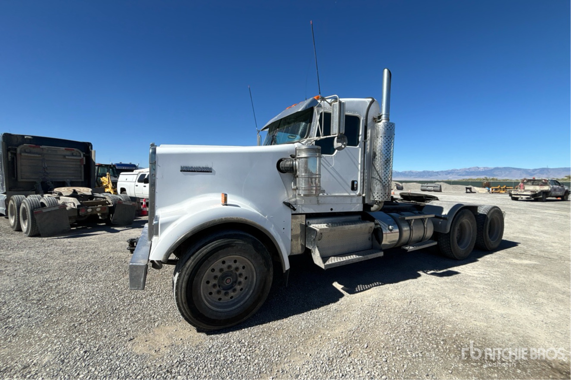General Appearance with Picture, Left Front Corner