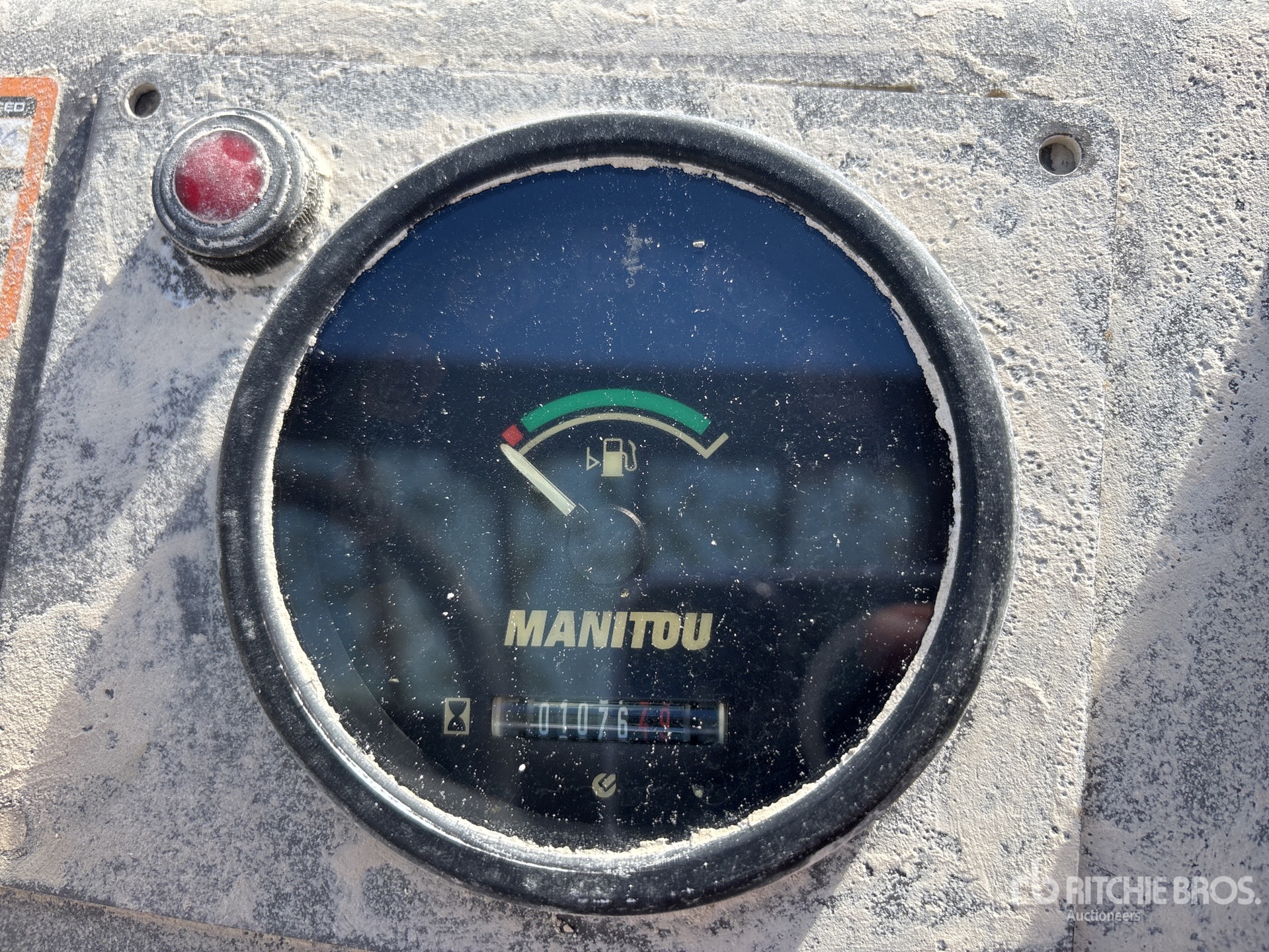 General Appearance with Hour Meter / Odometer
