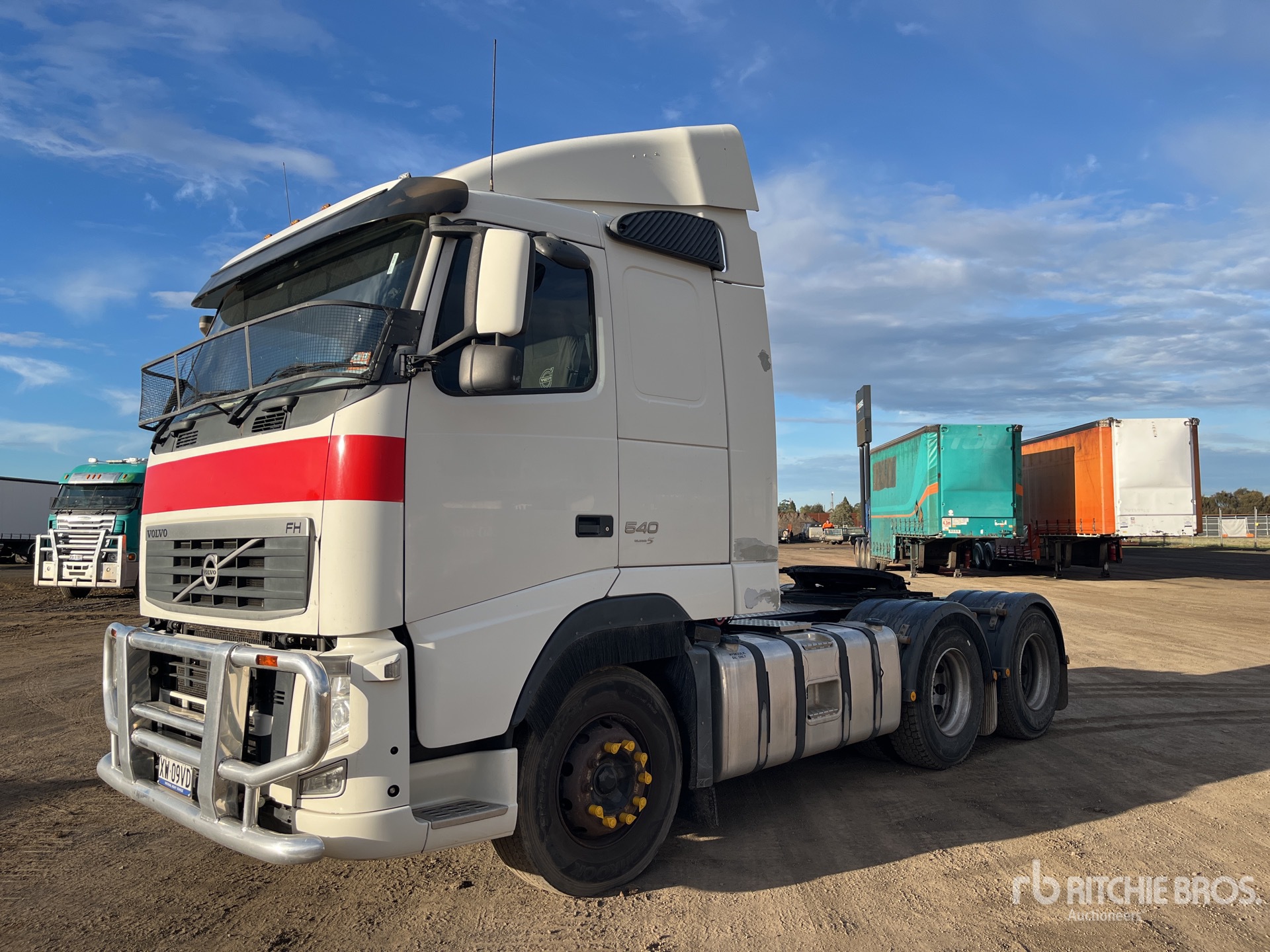 General Appearance with Picture, Right Front Corner