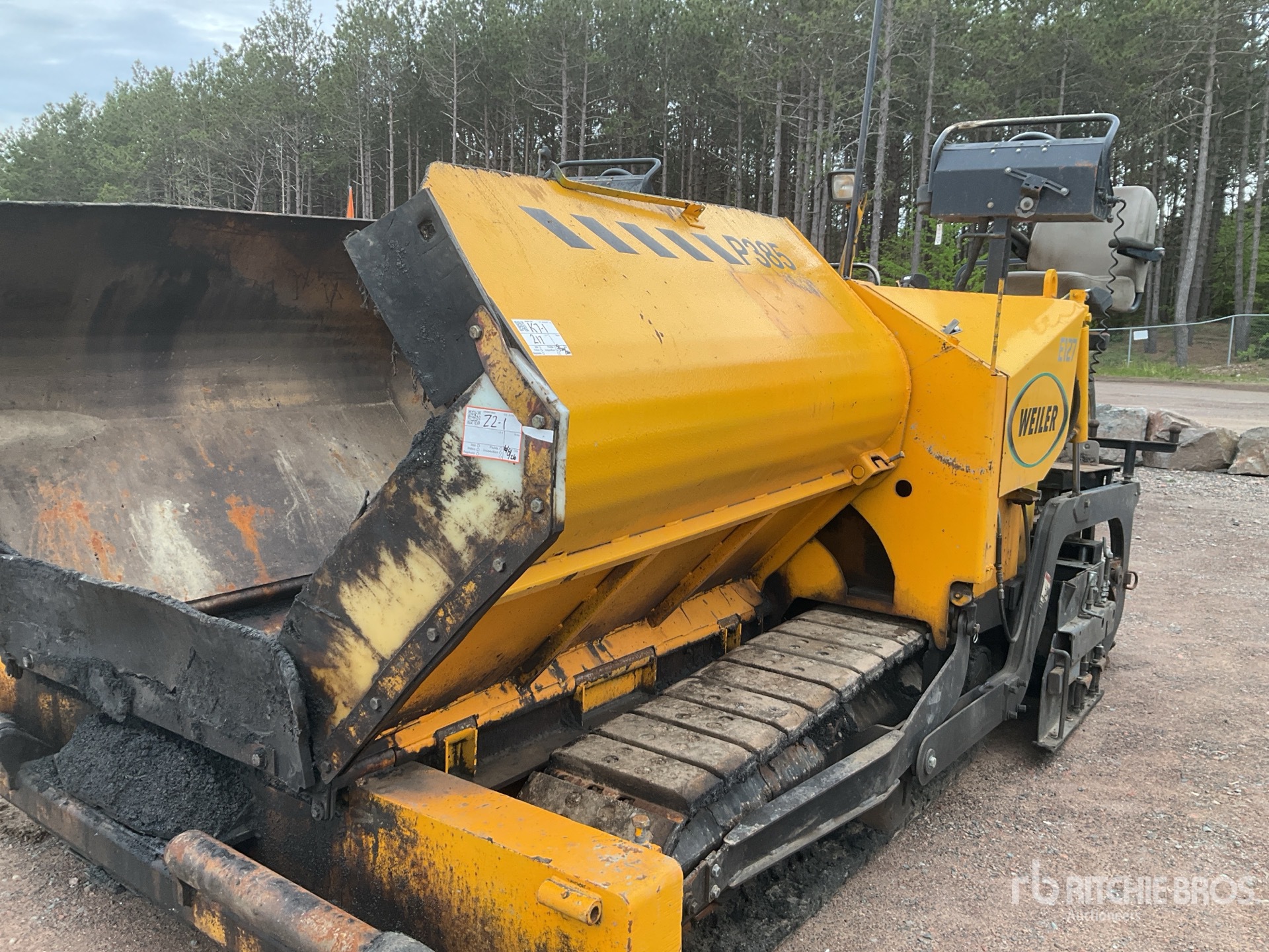 Photo of a 2012 Weiler P385
