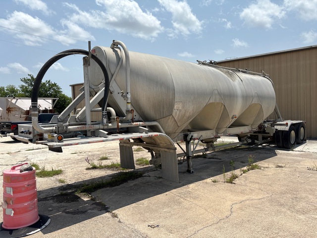 2007 Heil 1040 cft T/A Pneumatic Bulk Trailer