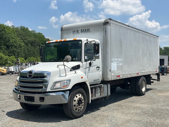 2018 Hino 268 4x2 Van Truck