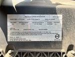 4 Engine with Emission Label