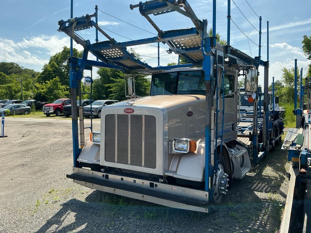 2017 Peterbilt 365 6x4 Car Carrier Truck 2017 Peterbilt 365 6x4 Car Carrier Truck