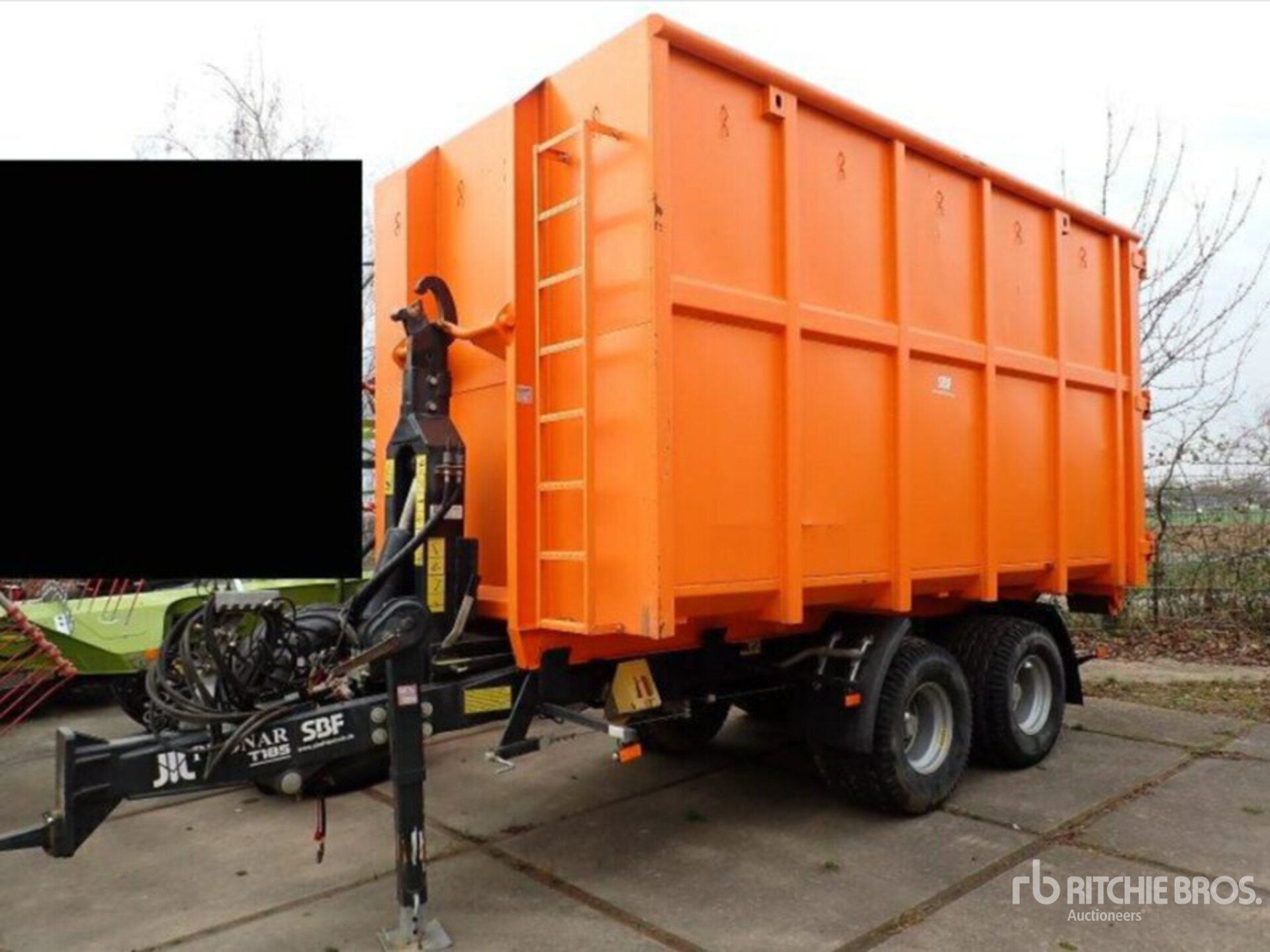 General Appearance with Featured Photo