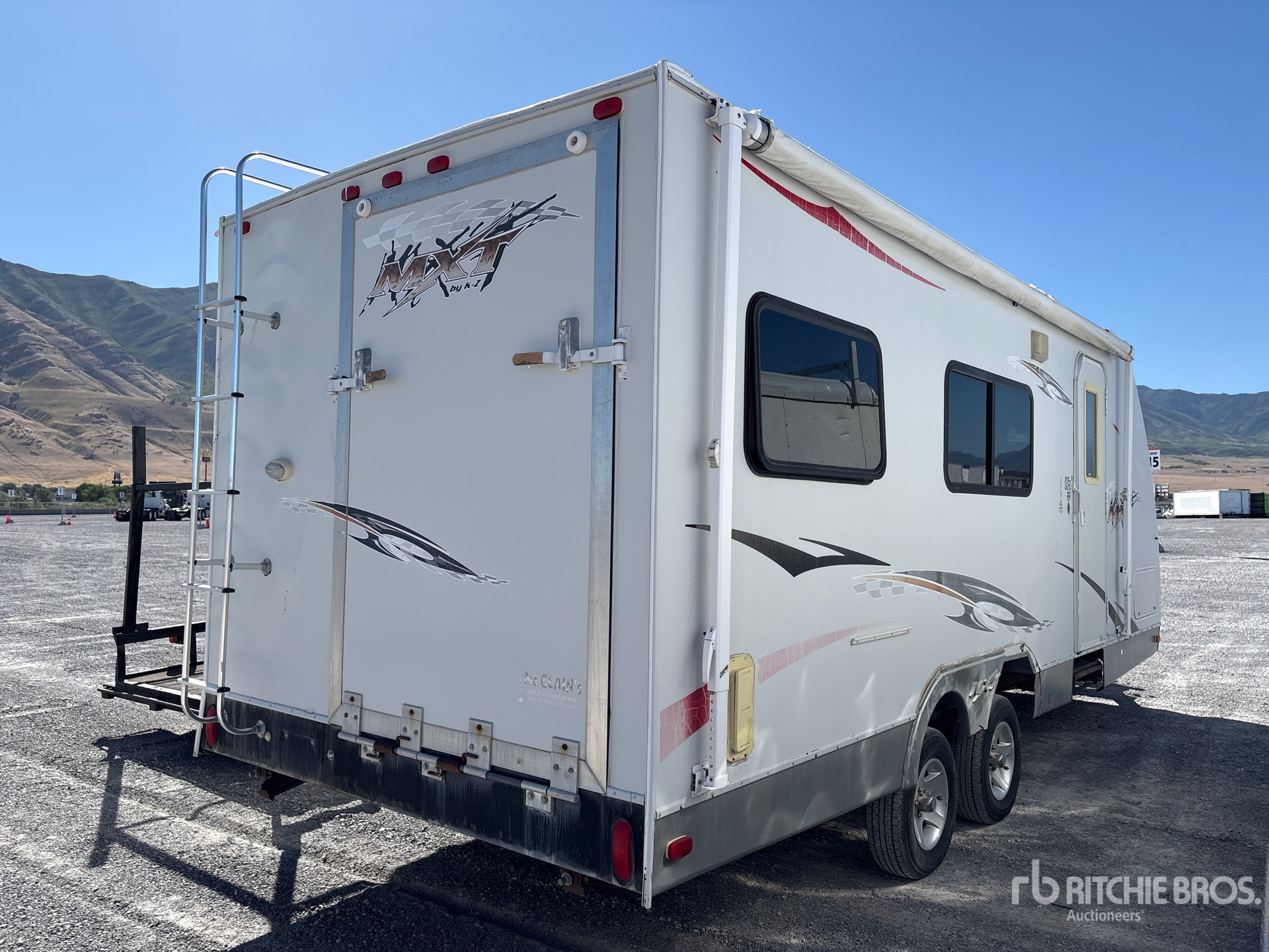 General Appearance with Picture, Right Rear Corner