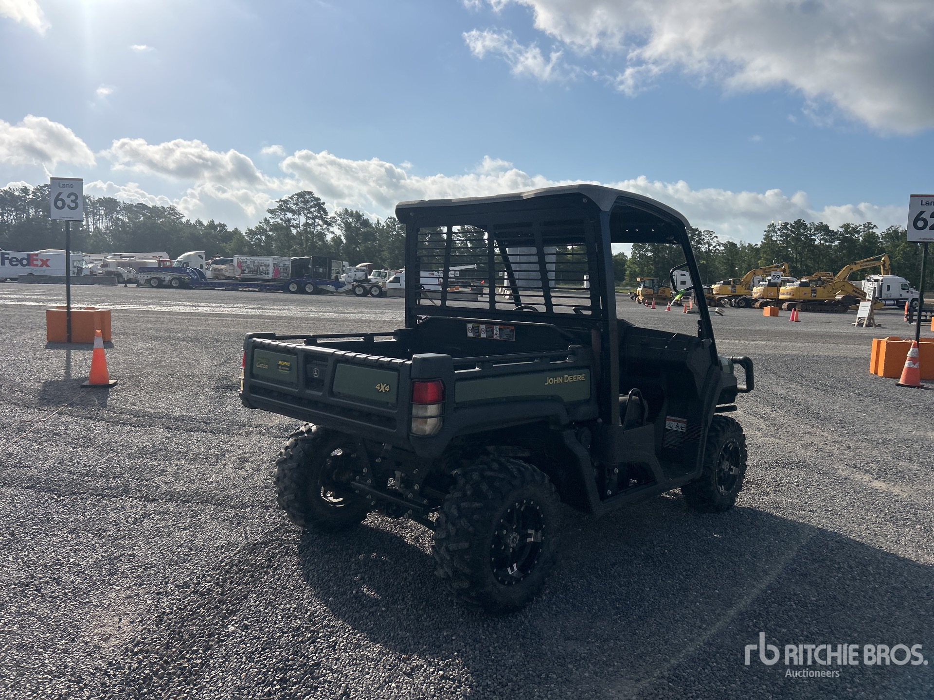 General Appearance with Picture, Right Rear Corner