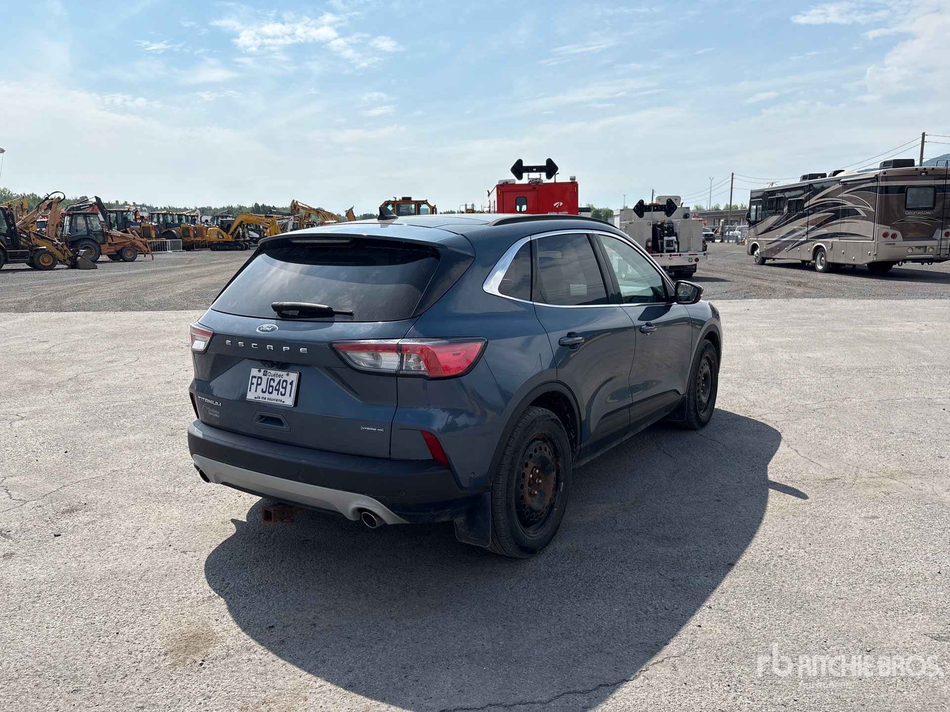 General Appearance with Picture, Right Rear Corner