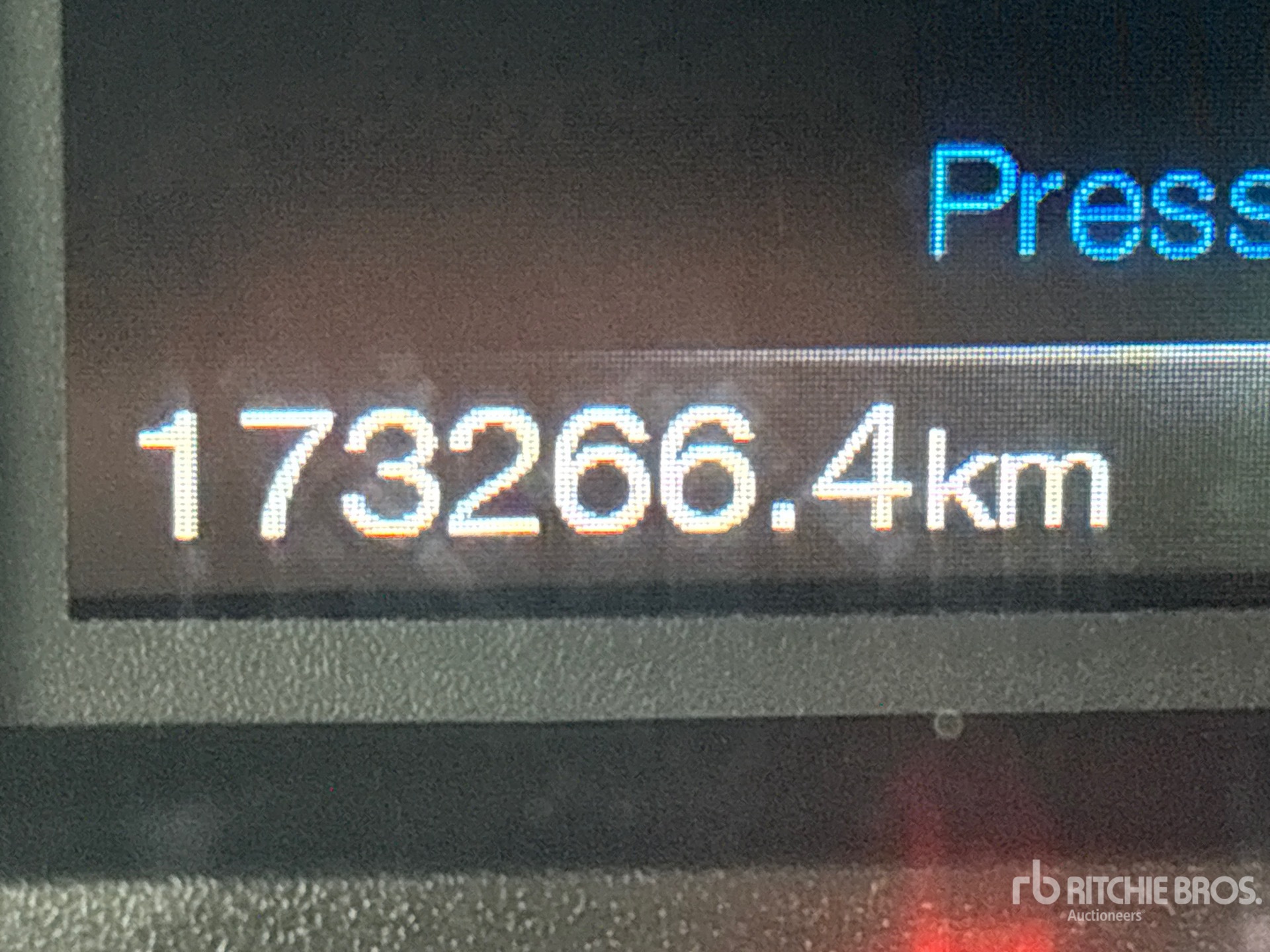 General Appearance with Hour Meter / Odometer