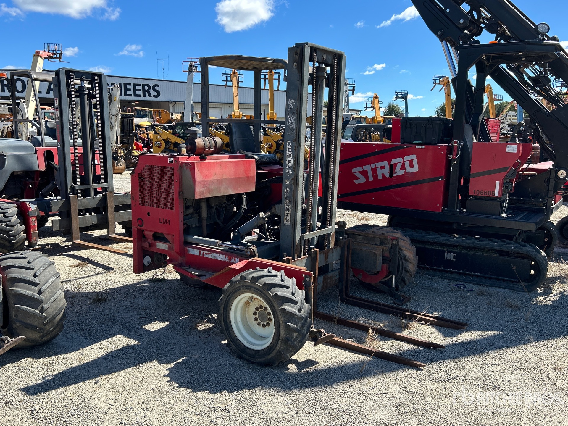 2003 Moffett M5000