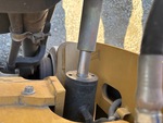 Hydraulics with Mast Tilt Cylinders