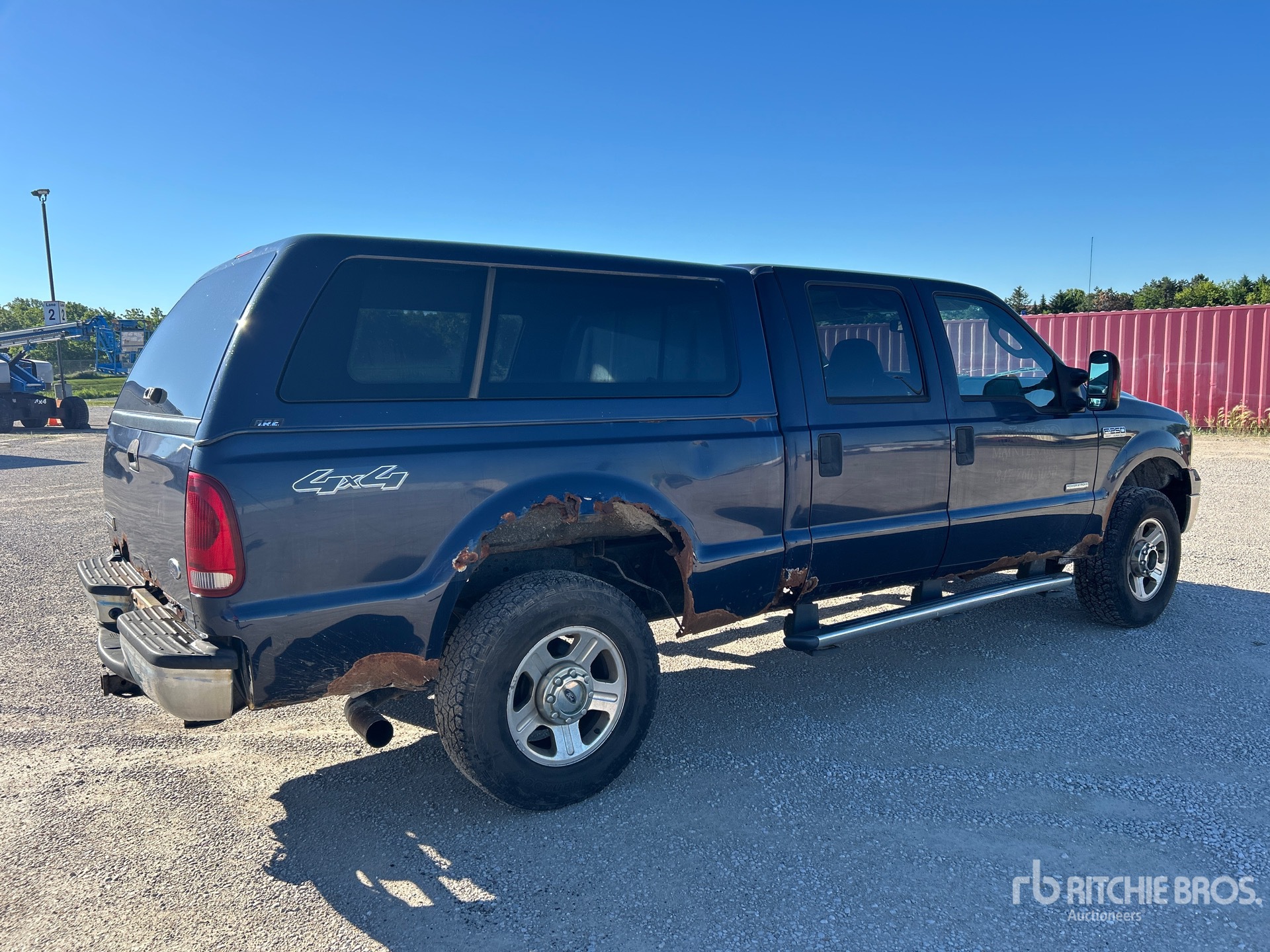 Aspect général with Image, coin arrière droit