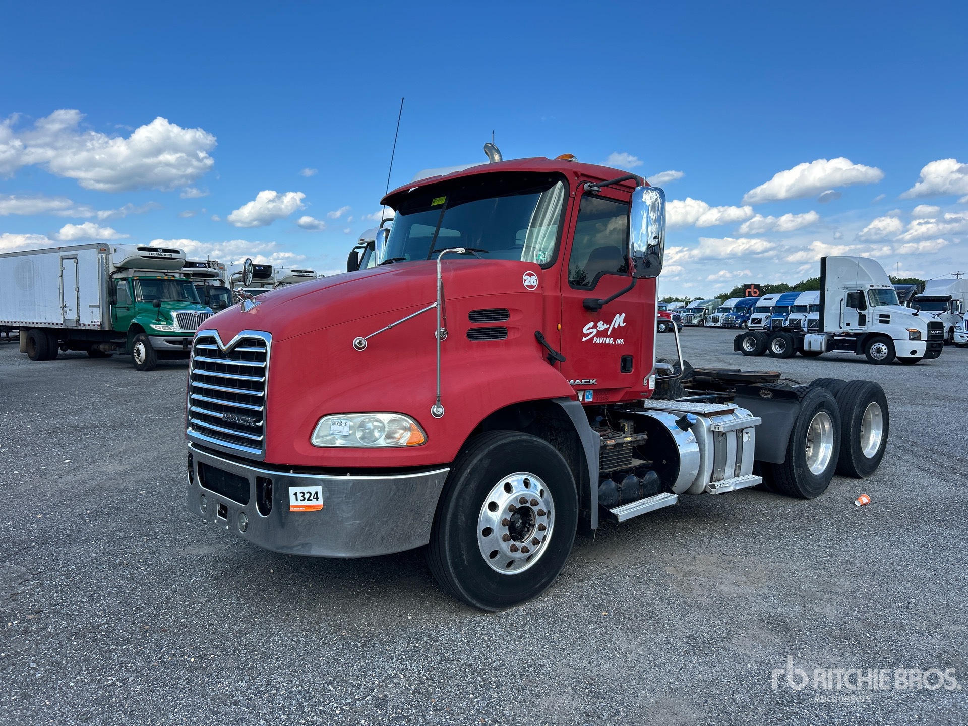2014 Mack CXU613 Pinnacle