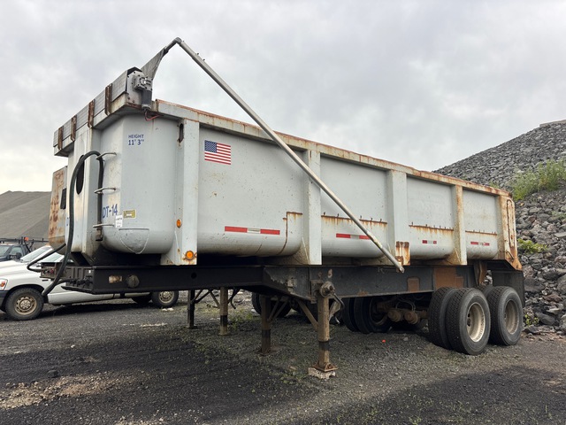 2003 Clement 26 ft T/A End Dump Trailer