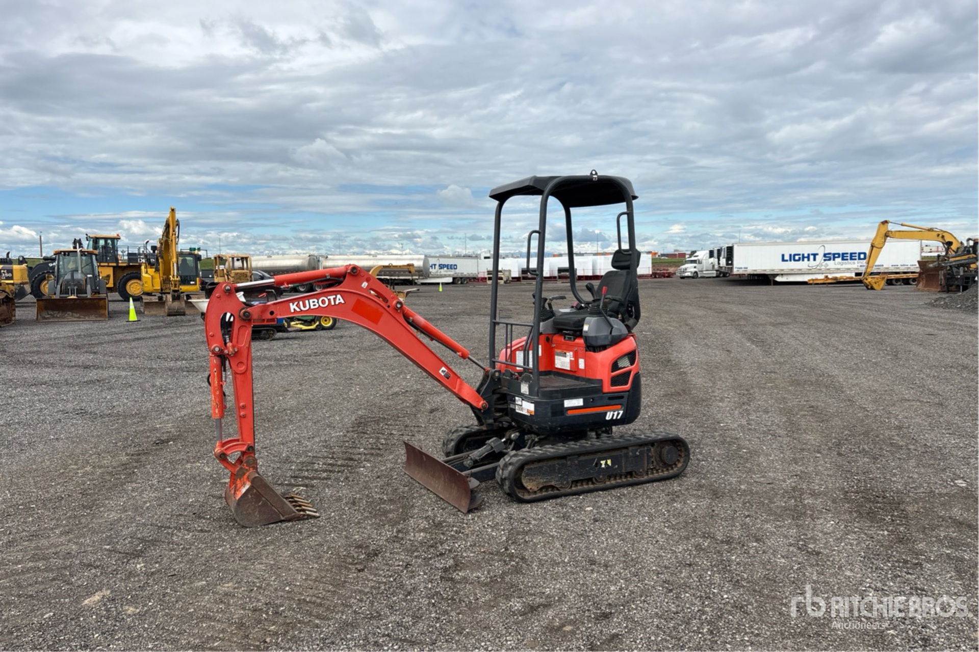 General Appearance with Picture, Left Front Corner