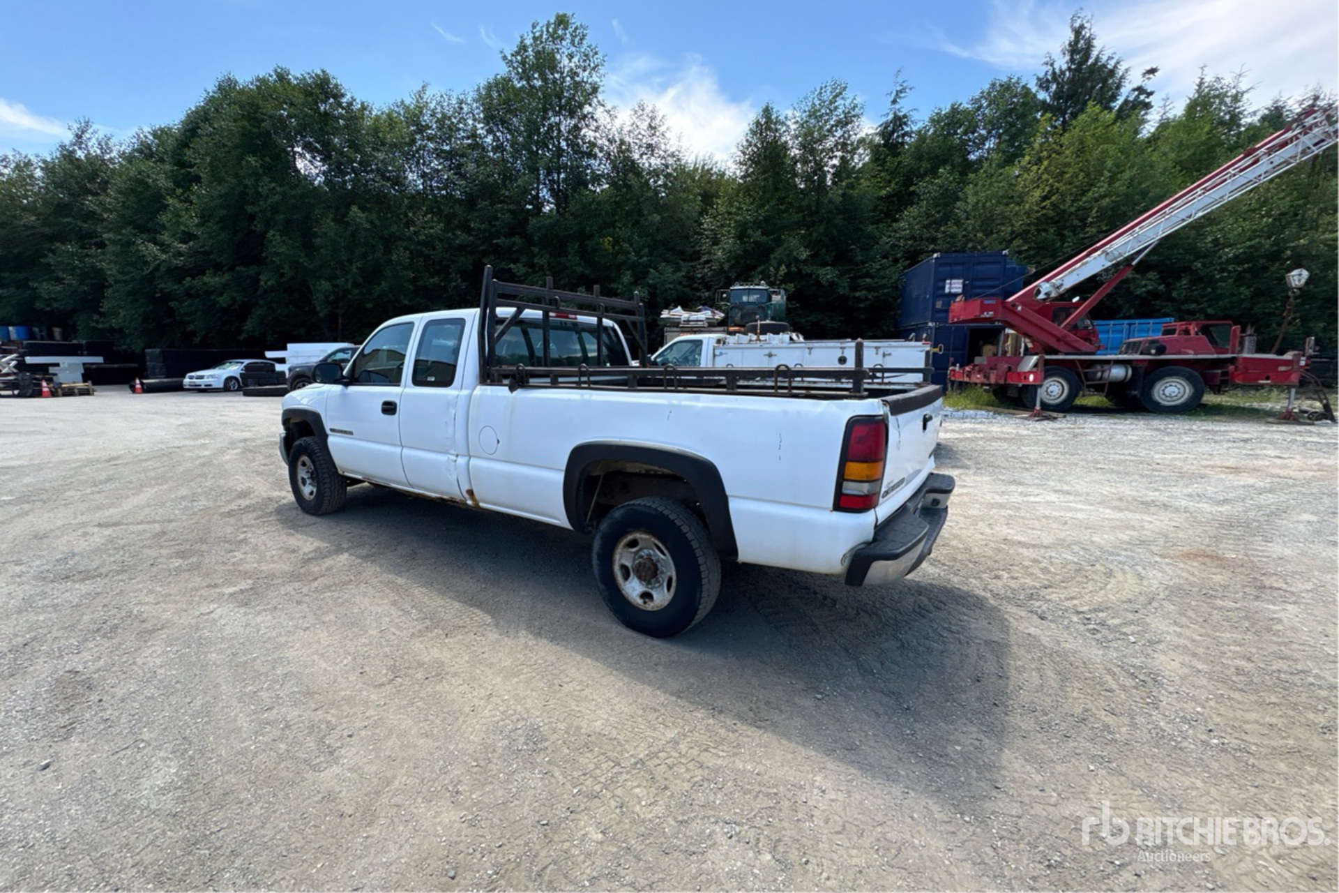 General Appearance with Picture, Left Rear Corner