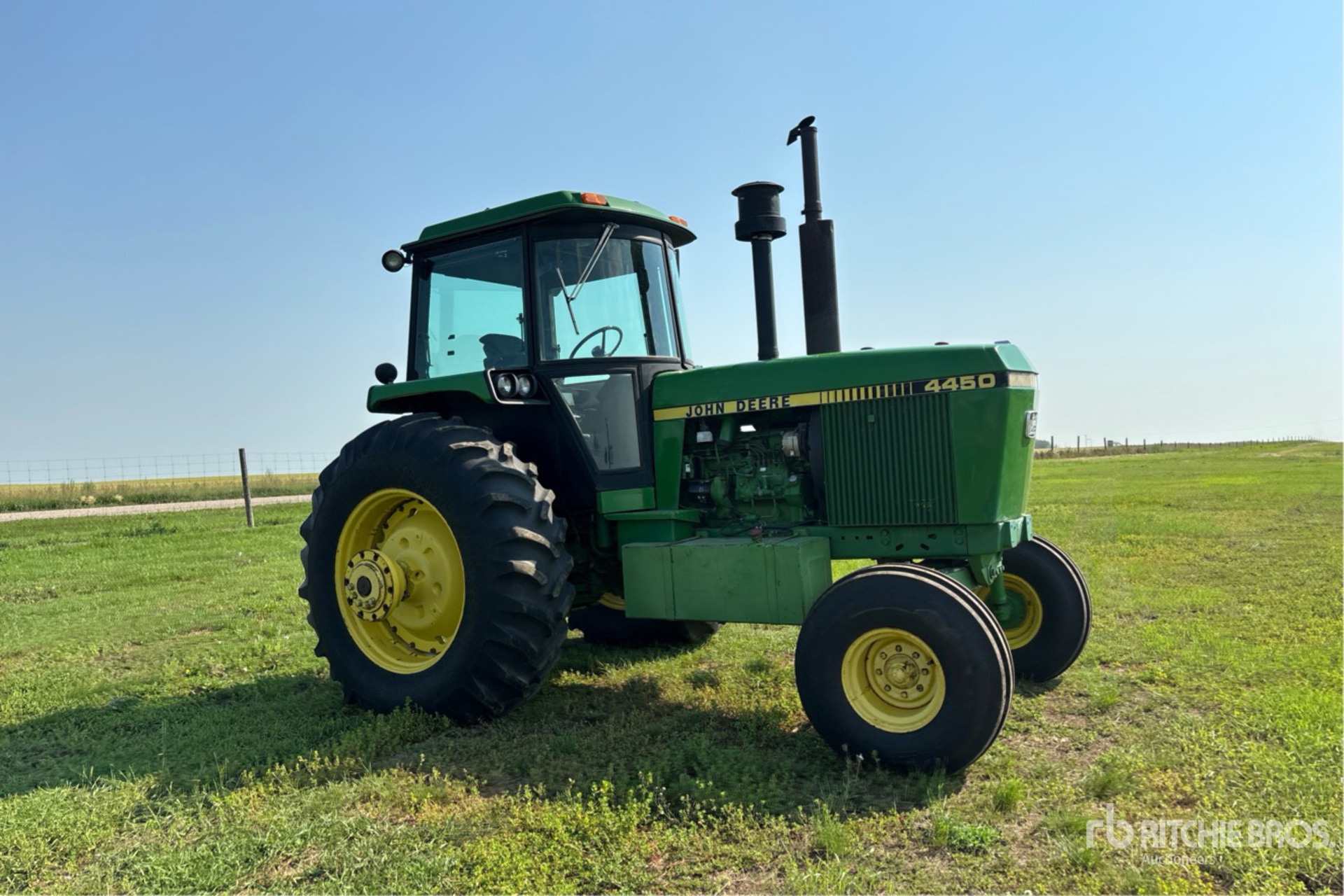 1985 John Deere 4450