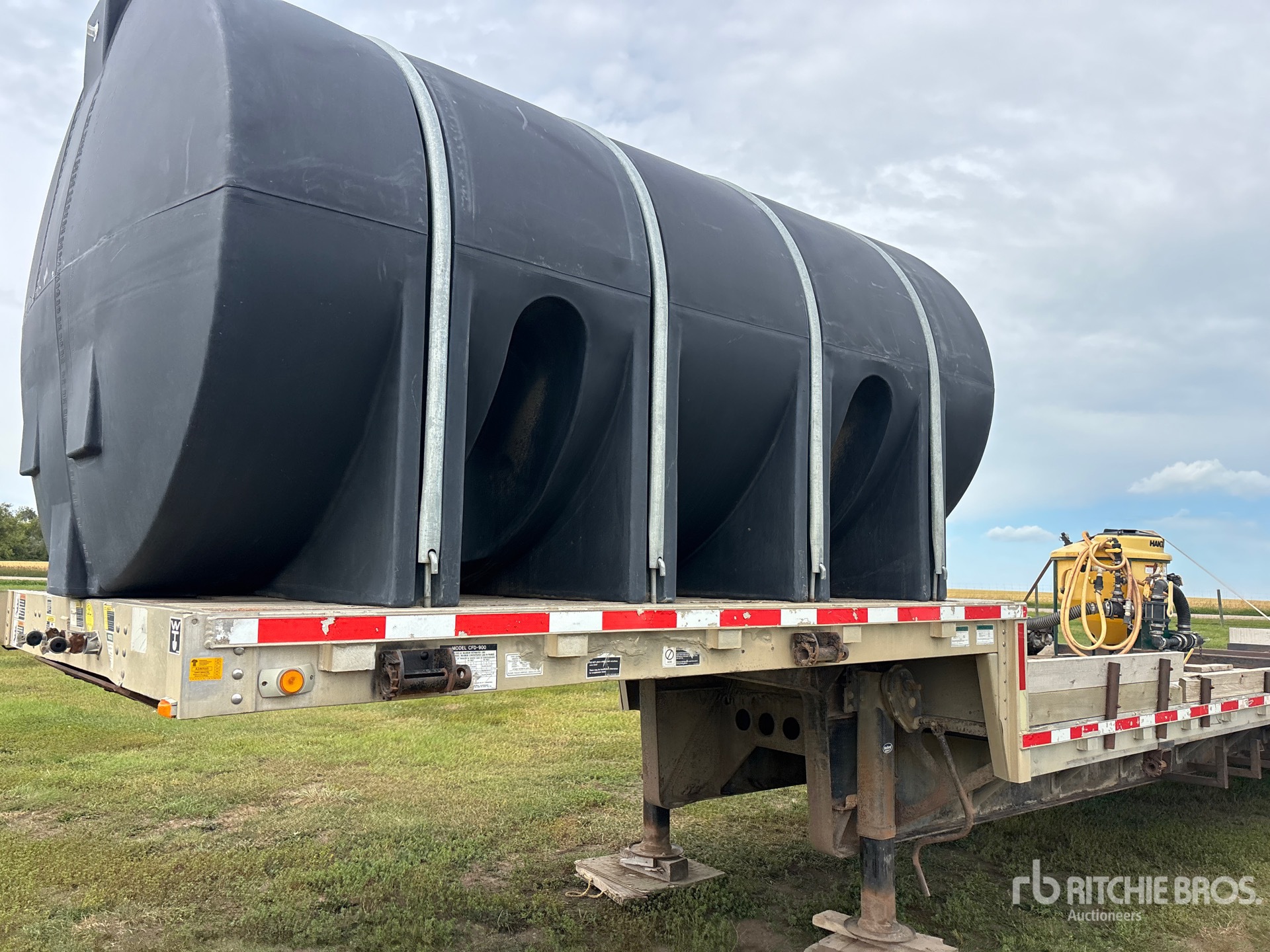 2000 Wilson 51 ft Tri/A