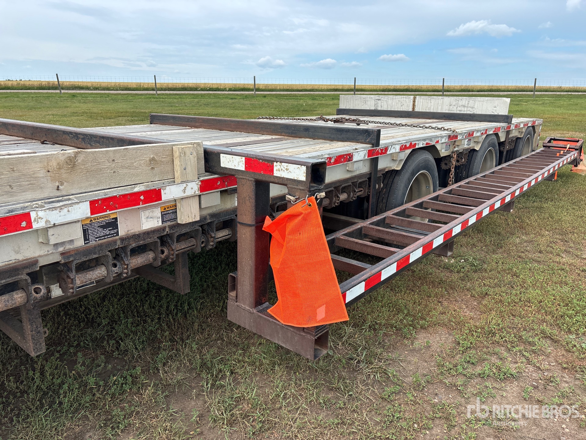 2000 Wilson 51 ft Tri/A