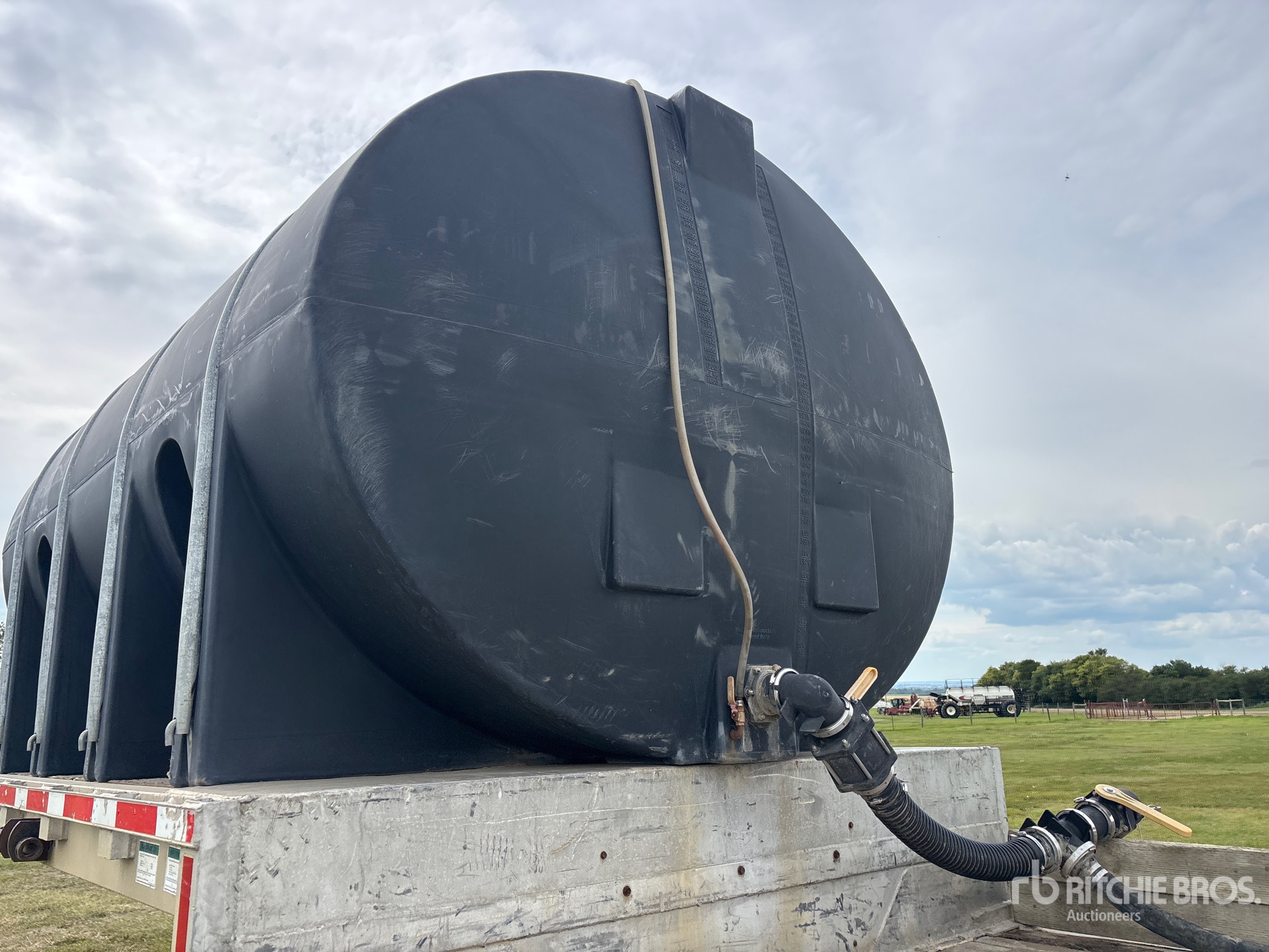 2000 Wilson 51 ft Tri/A