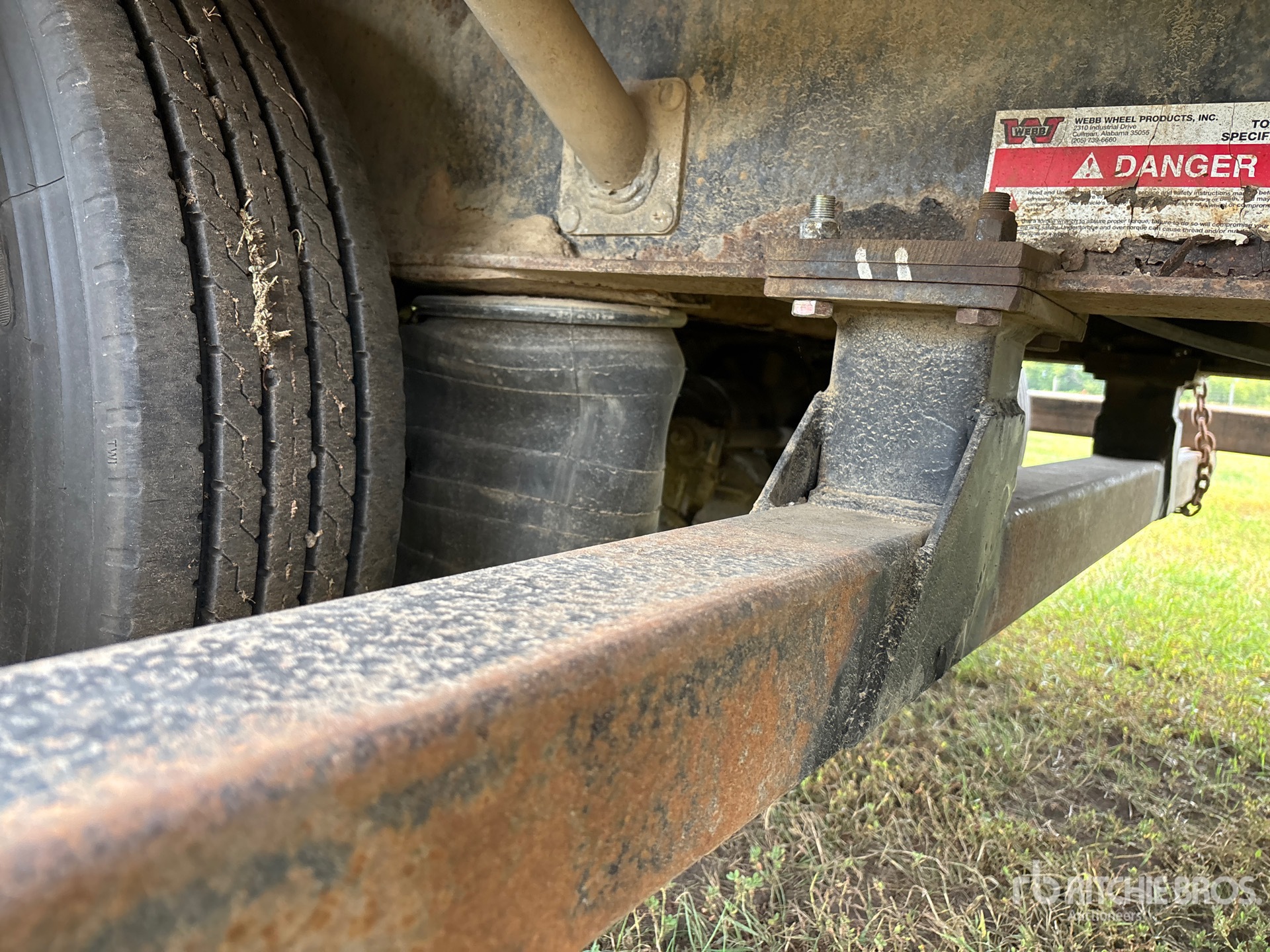 2000 Wilson 51 ft Tri/A