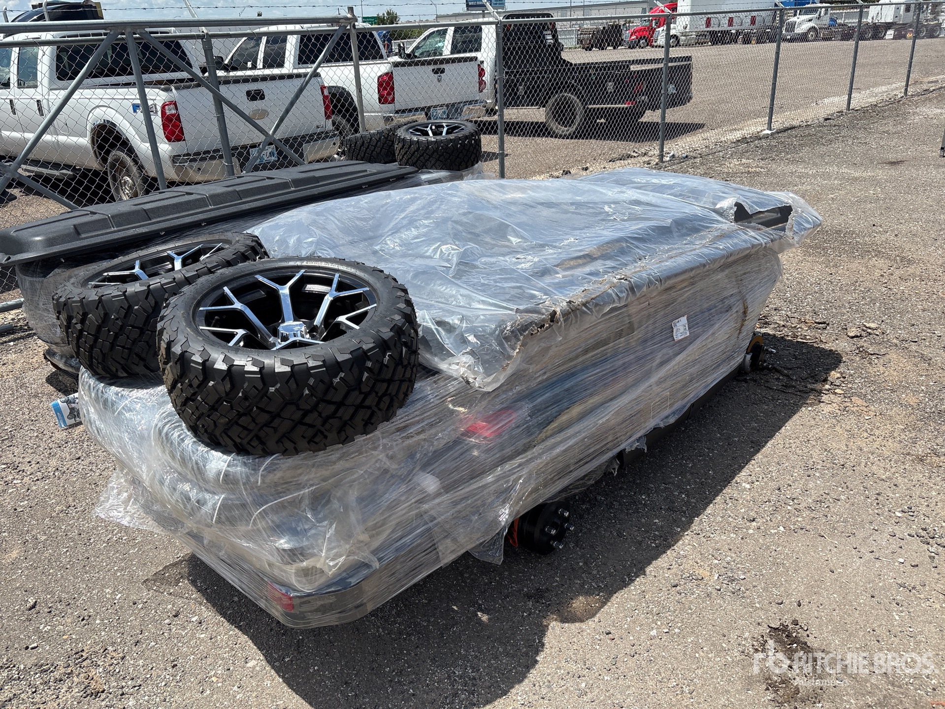 General Appearance with Picture, Right Rear Corner