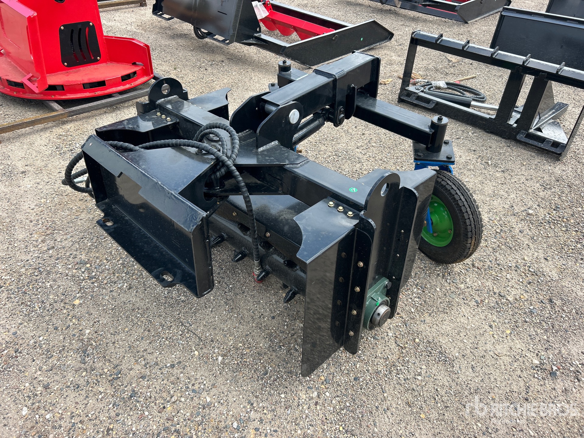 General Appearance with Picture, Right Rear Corner