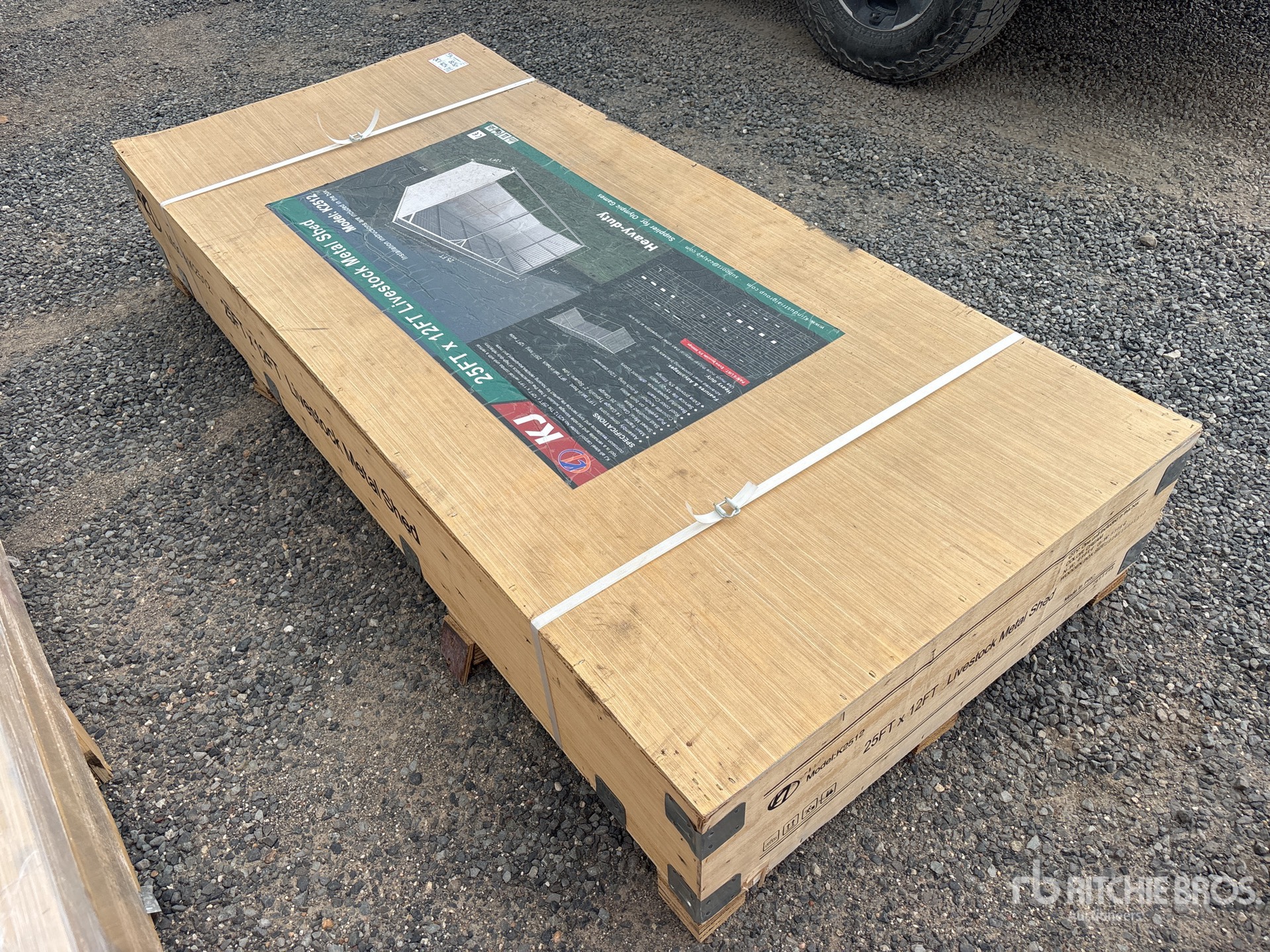 General Appearance with Picture, Right Rear Corner