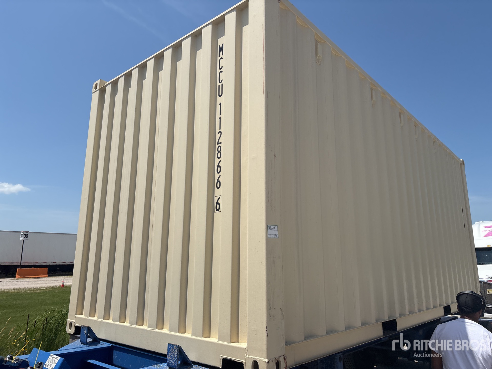 Photo of a 2026 Shang 20 ft