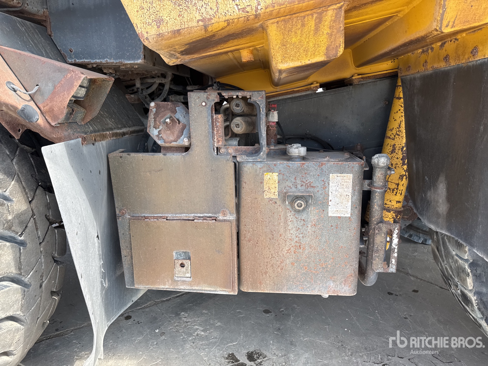 2007 Komatsu HD405-7
