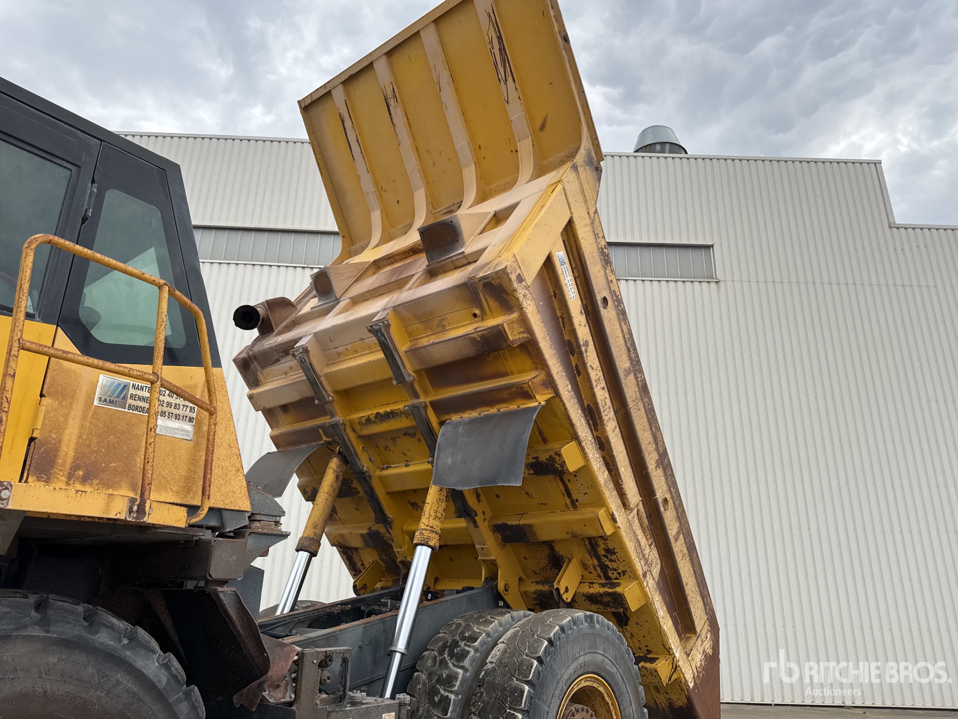 2007 Komatsu HD405-7