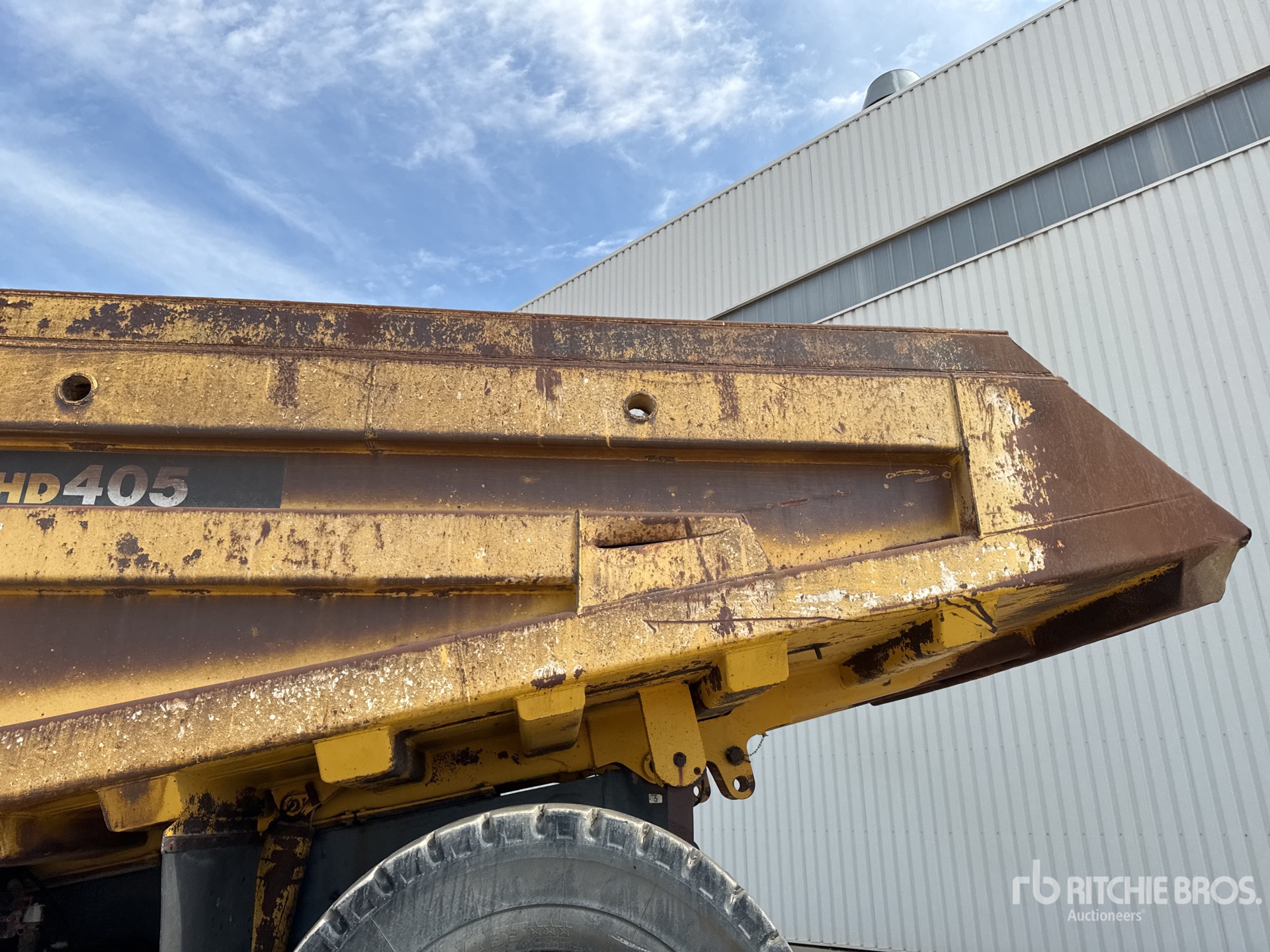 2007 Komatsu HD405-7