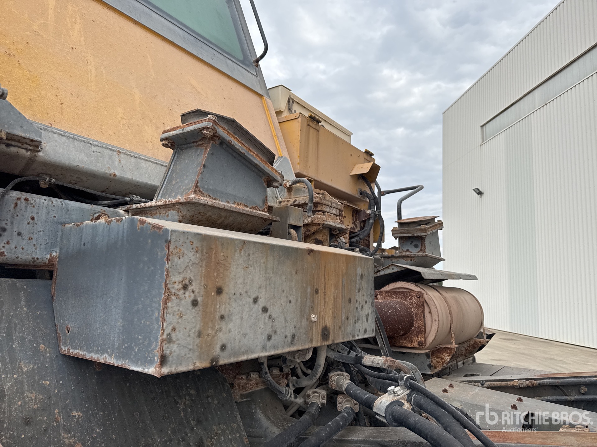 2007 Komatsu HD405-7