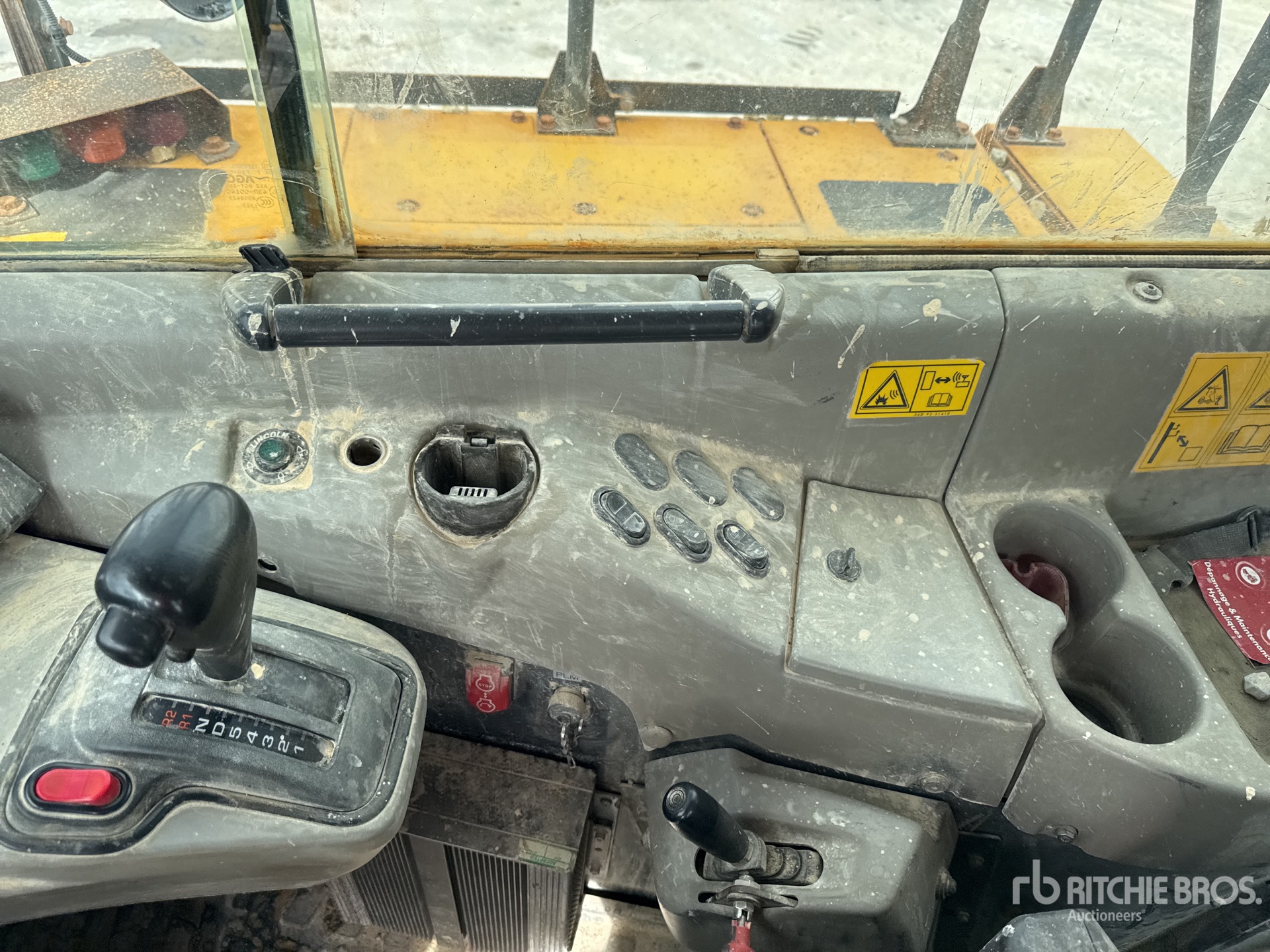 2013 Komatsu HM400-3