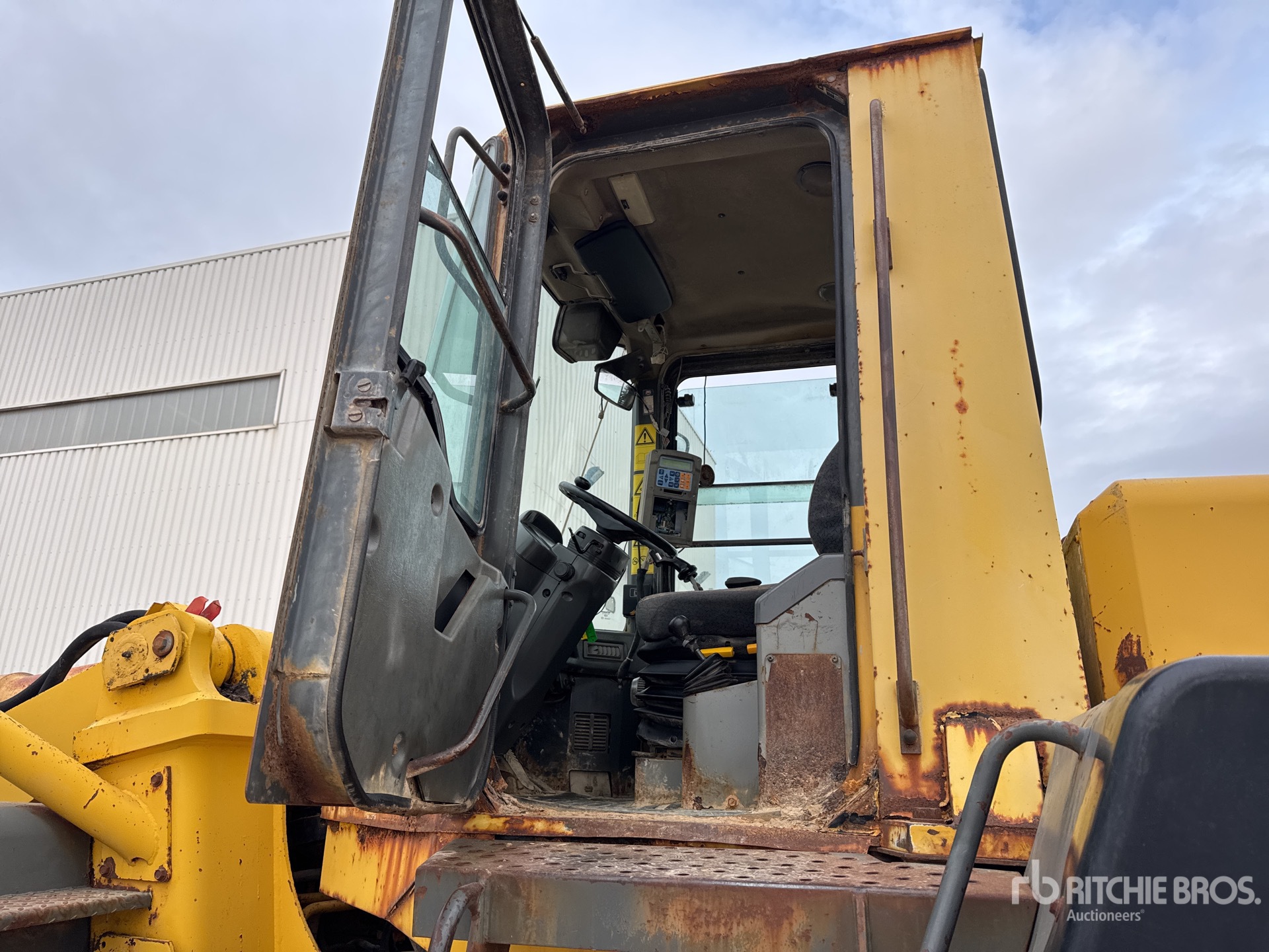 1999 Komatsu WA380-3H