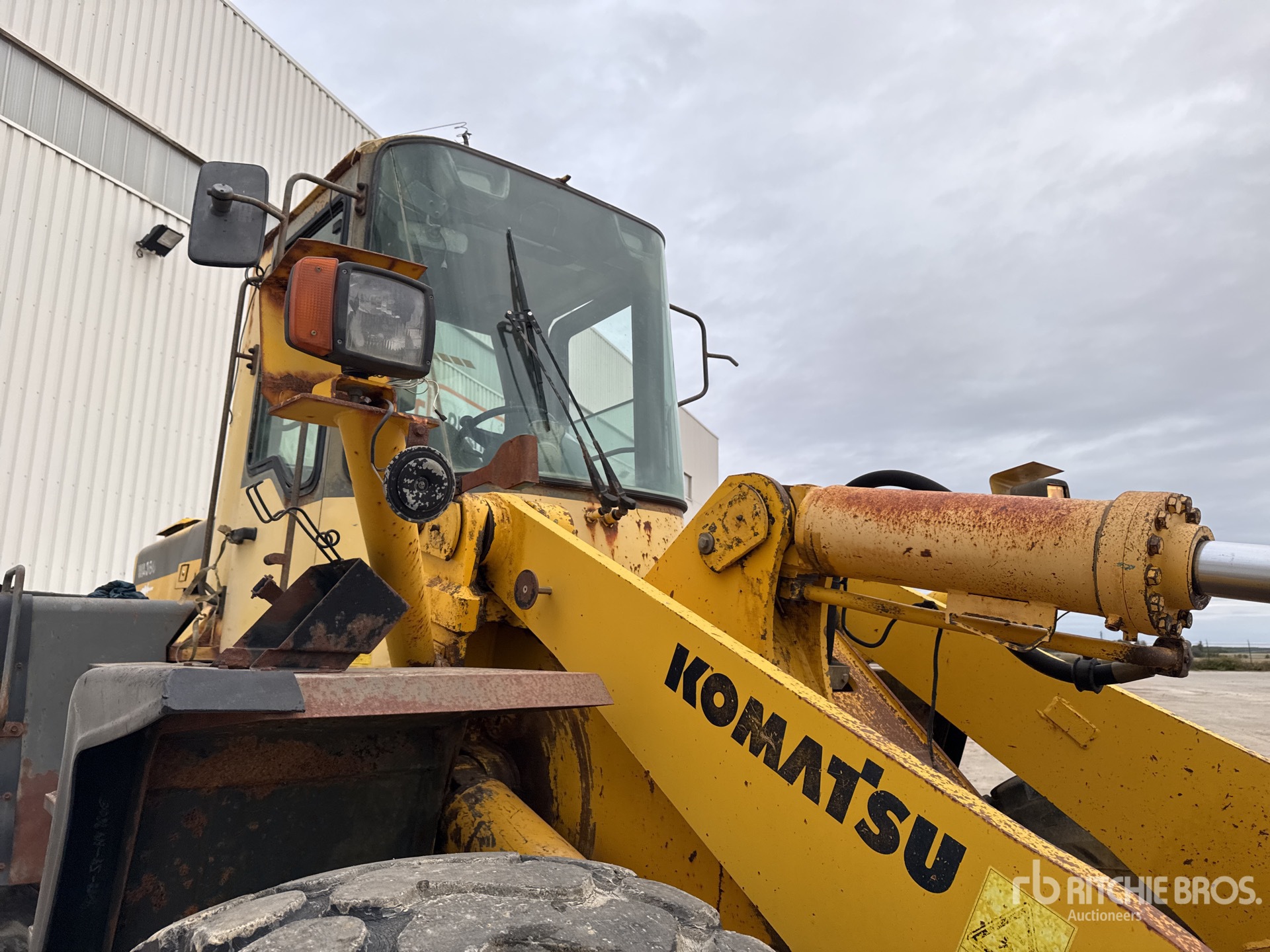 1999 Komatsu WA380-3H