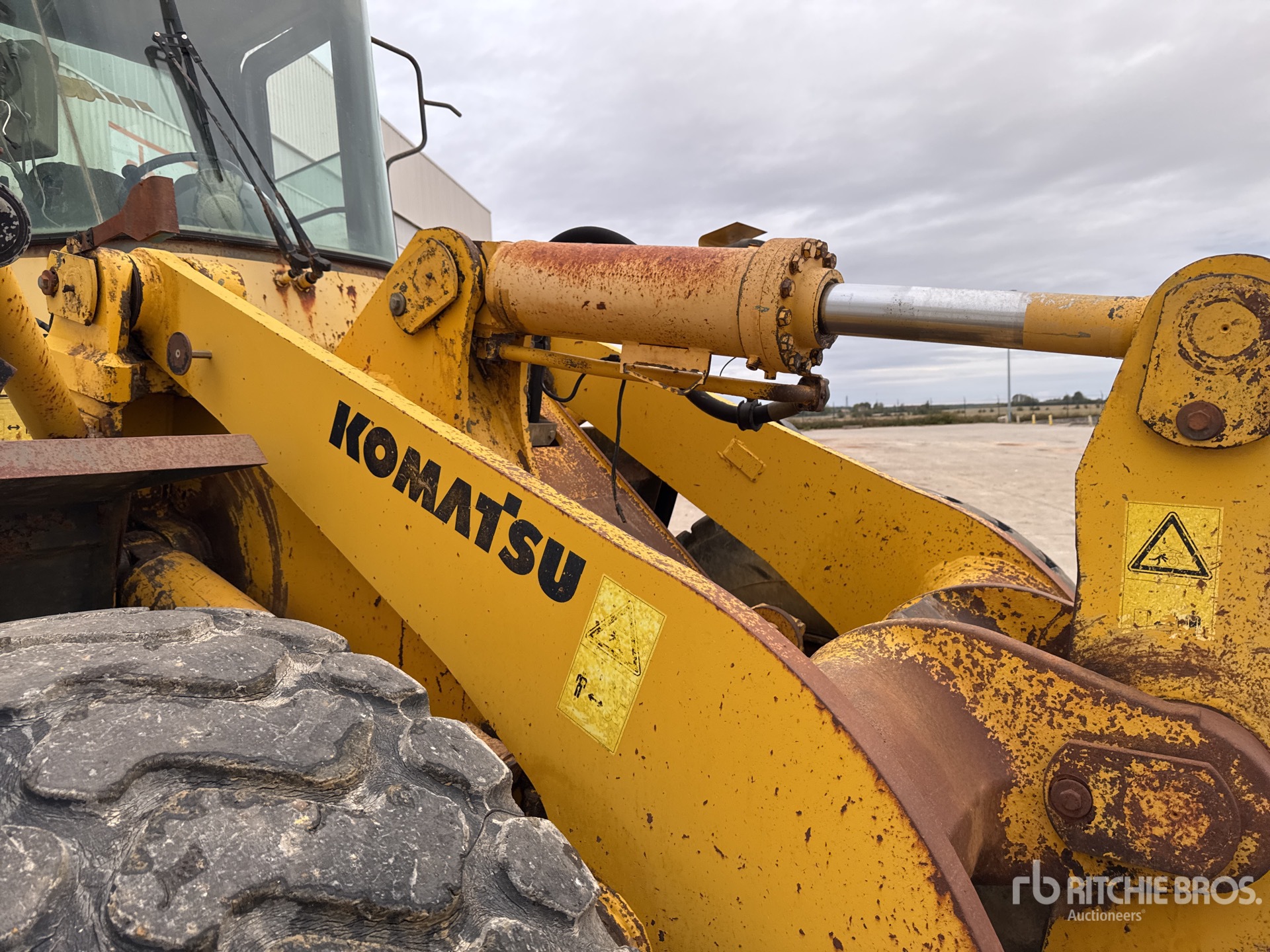 1999 Komatsu WA380-3H