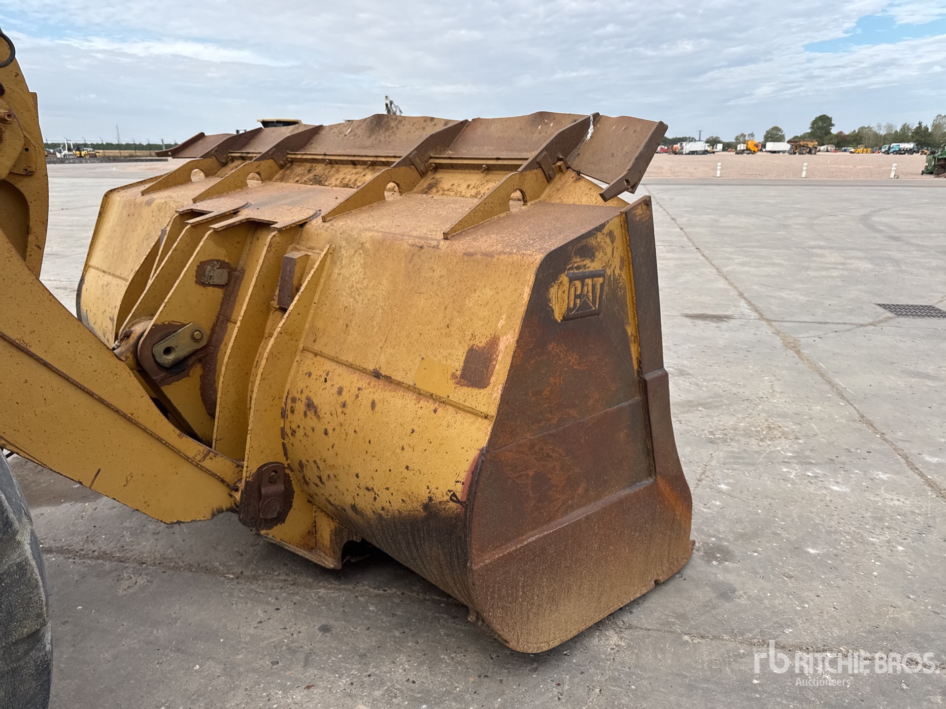2002 Caterpillar 966G II