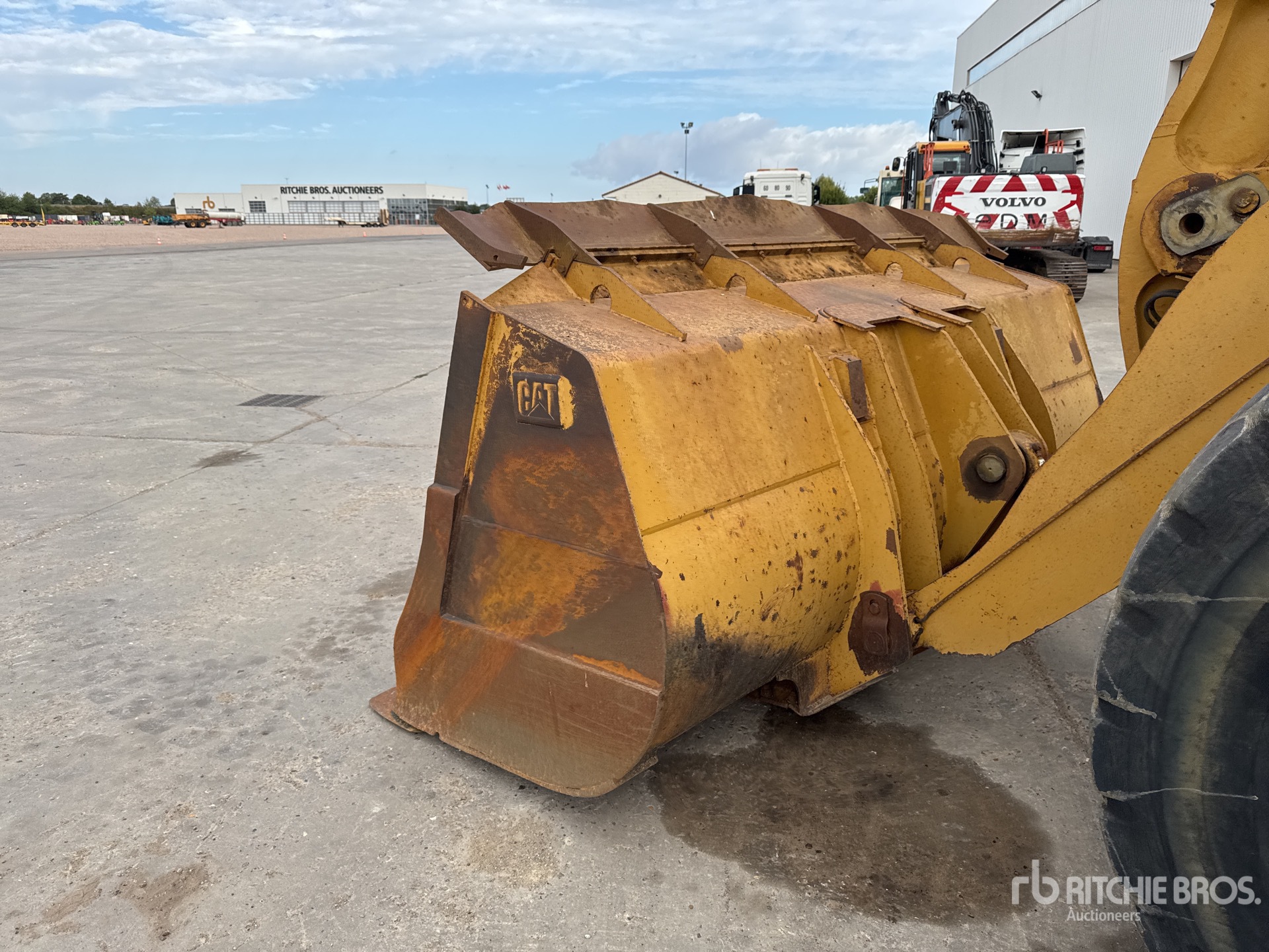 2002 Caterpillar 966G II