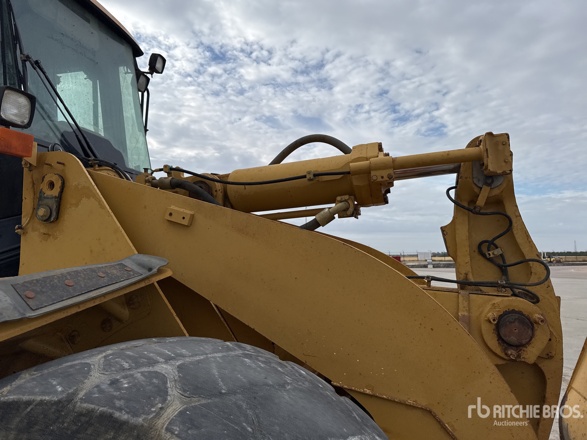 2002 Caterpillar 966G II