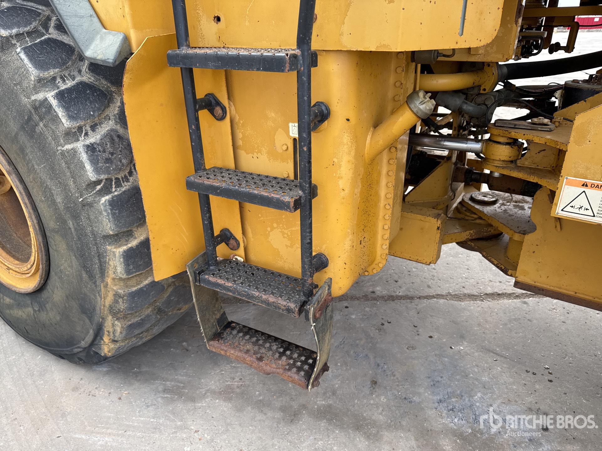 2002 Caterpillar 966G II