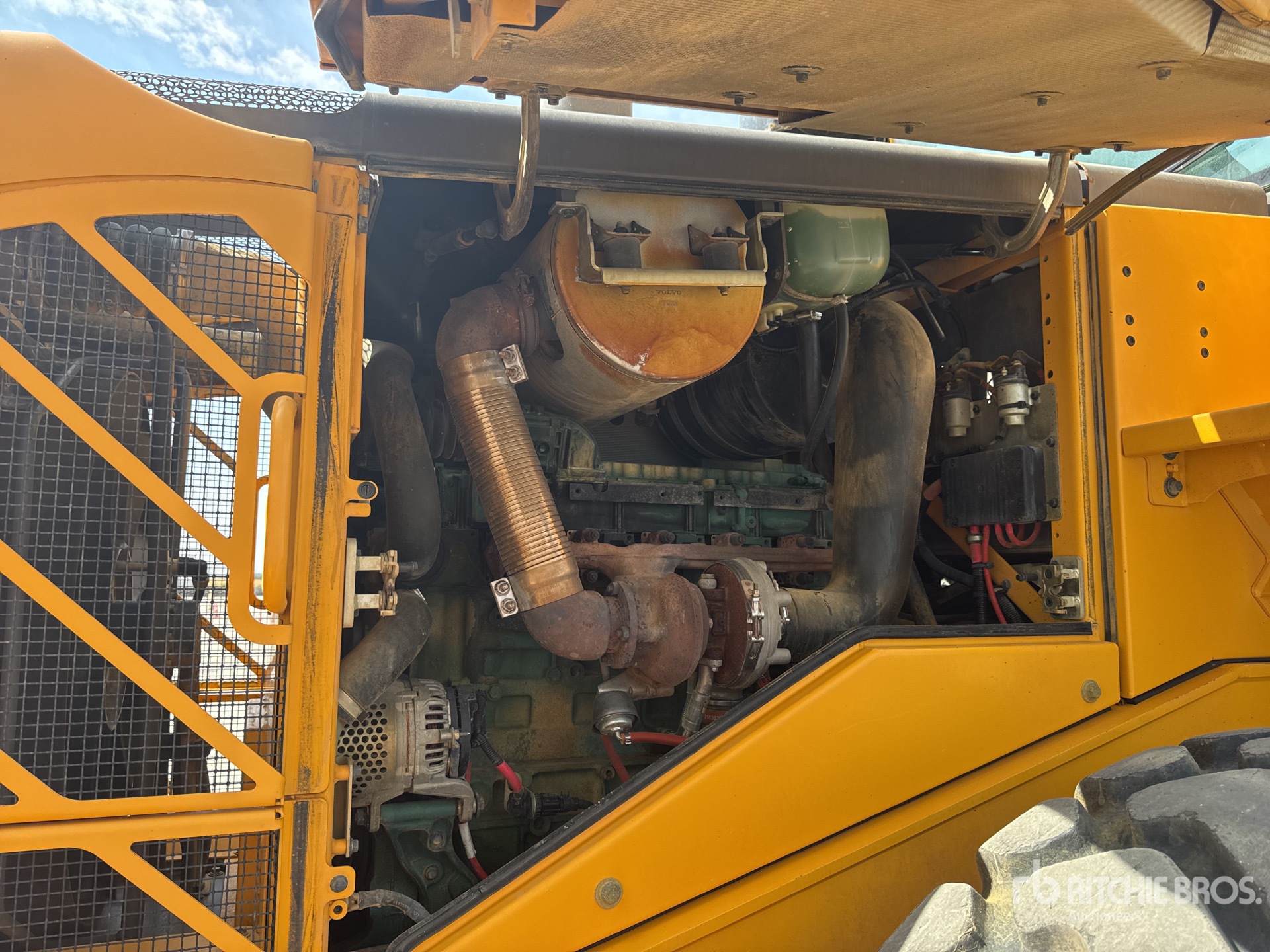2010 Volvo L120F