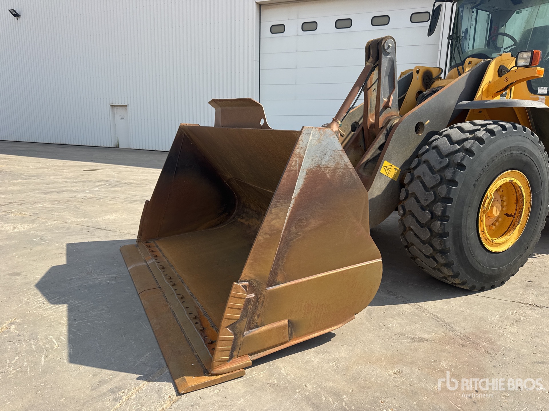 2010 Volvo L120F