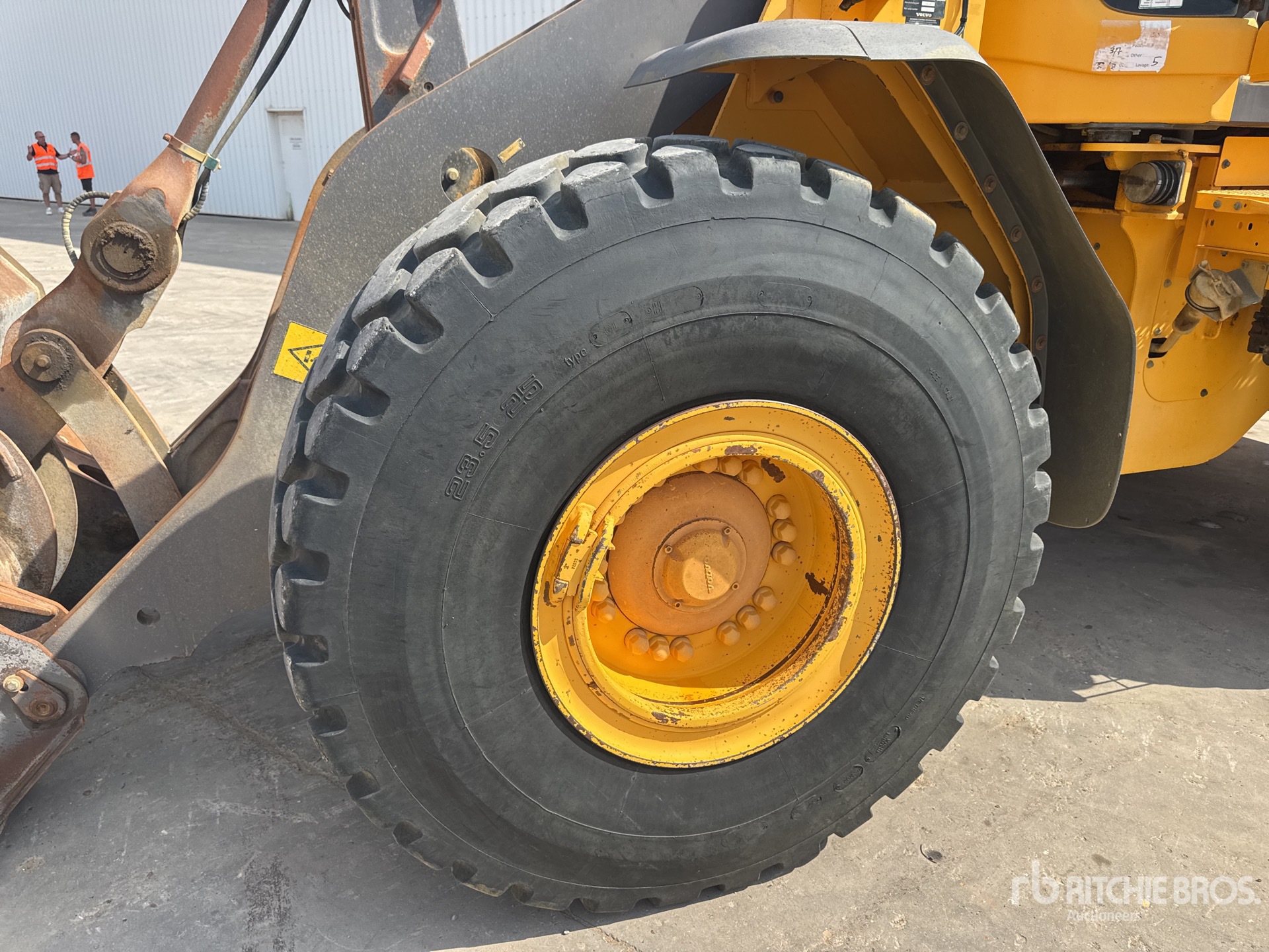 2010 Volvo L120F