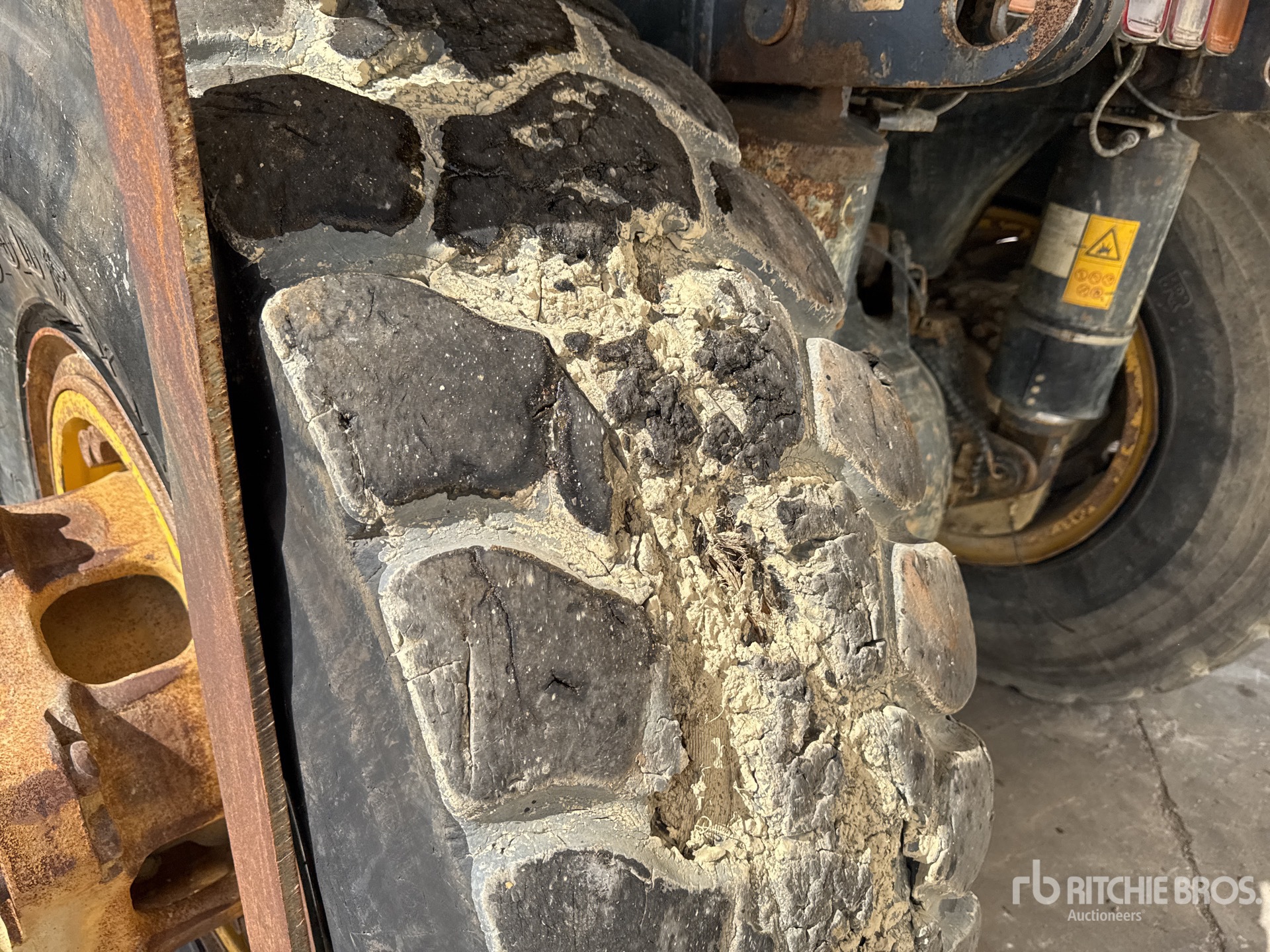 2007 Komatsu HD405-7