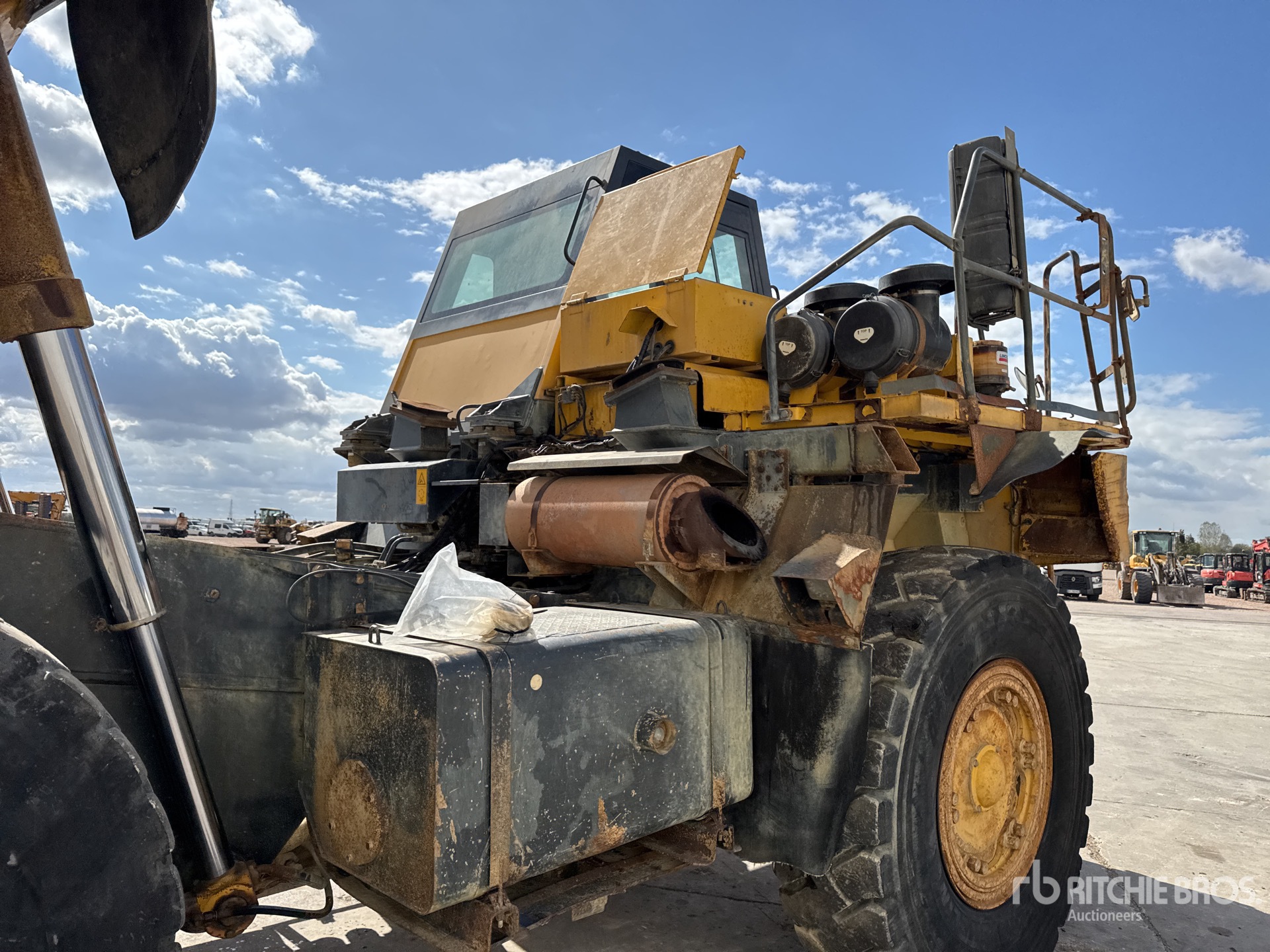 2007 Komatsu HD405-7