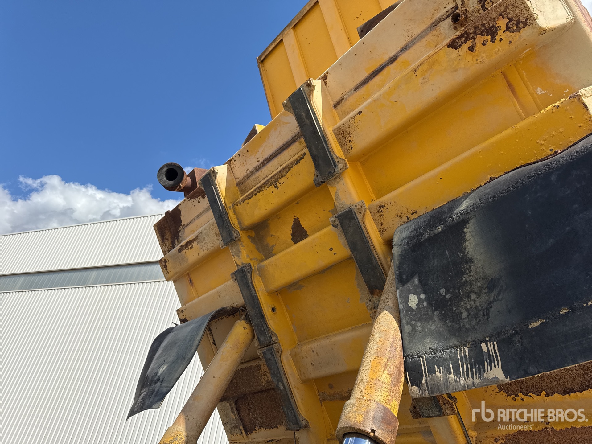 2007 Komatsu HD405-7