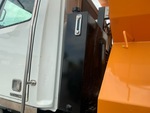 Underbody with Hydrauliktank