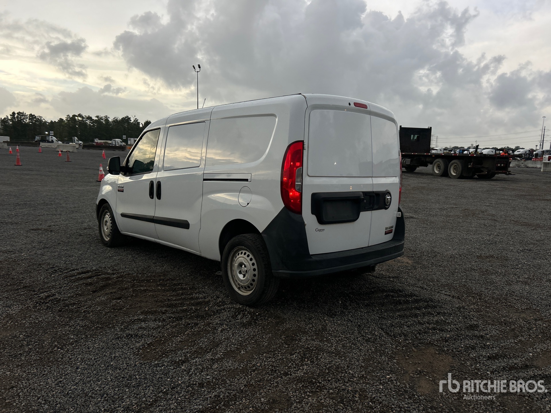General Appearance with Picture, Left Rear Corner